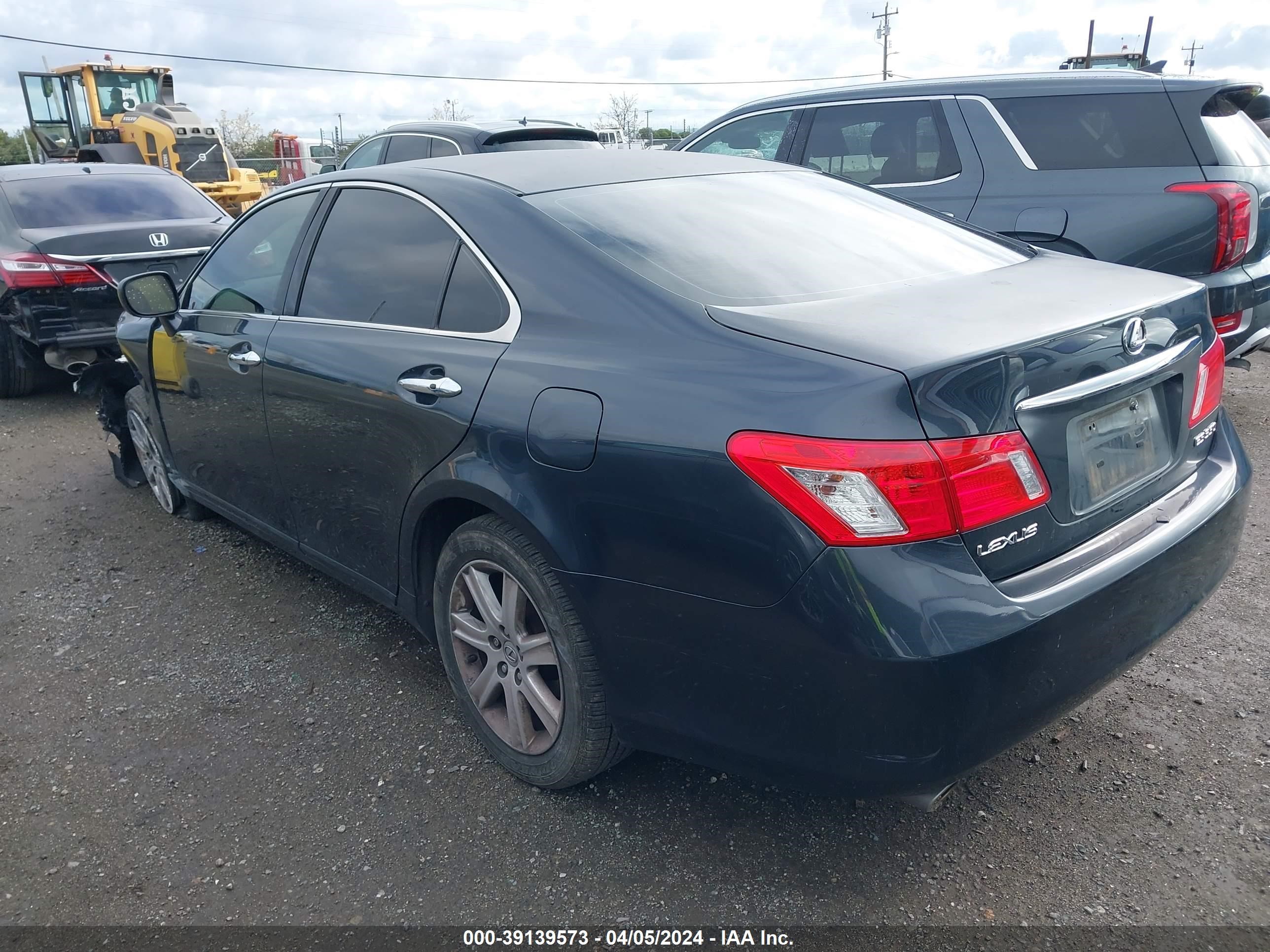 Photo 2 VIN: JTHBJ46G772087166 - LEXUS ES 