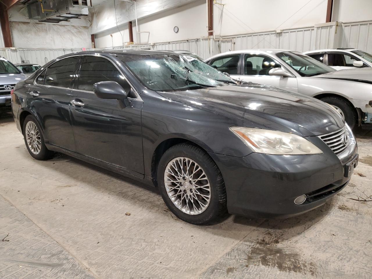 Photo 3 VIN: JTHBJ46G772136057 - LEXUS ES 