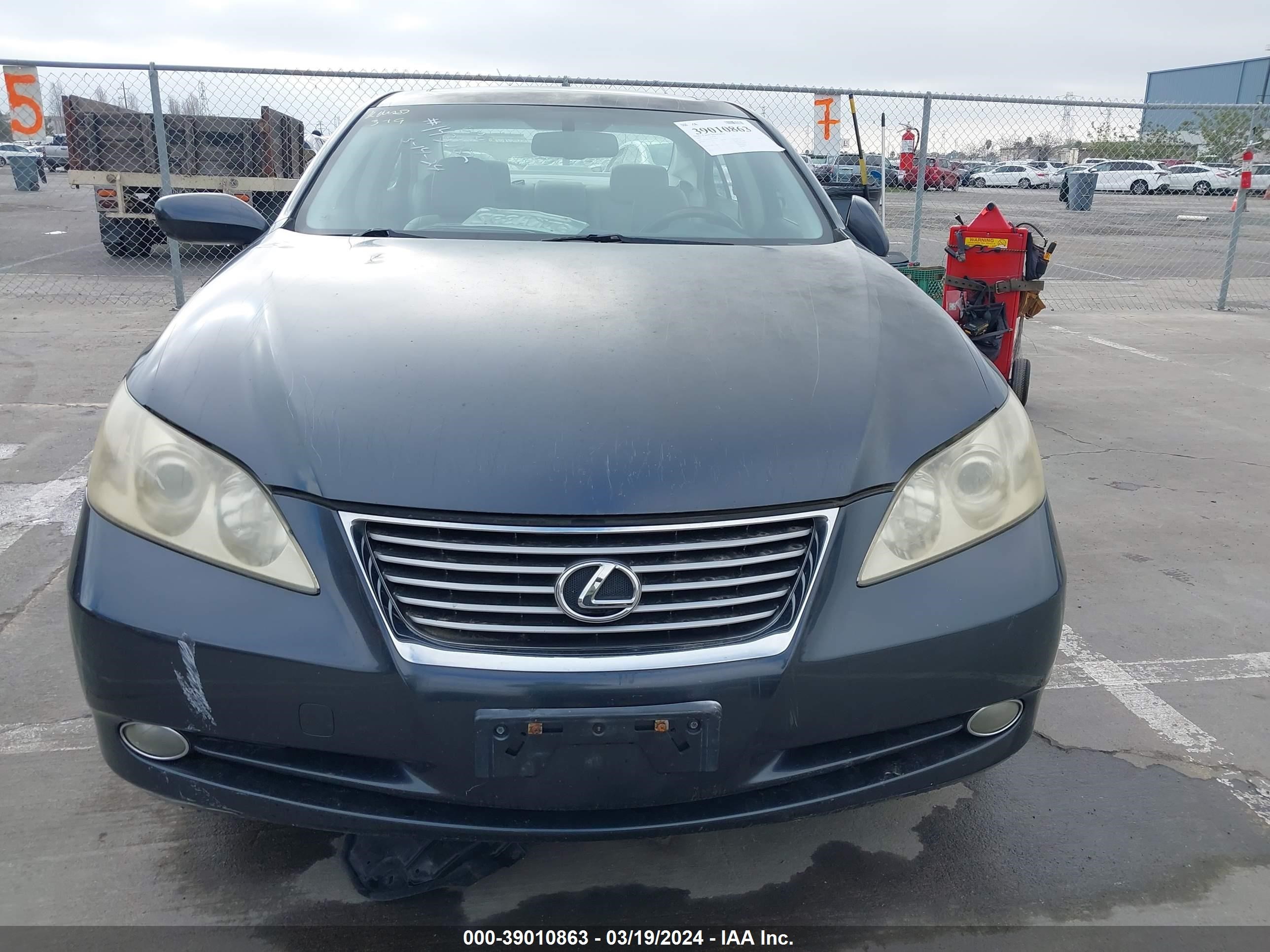 Photo 10 VIN: JTHBJ46G782183042 - LEXUS ES 