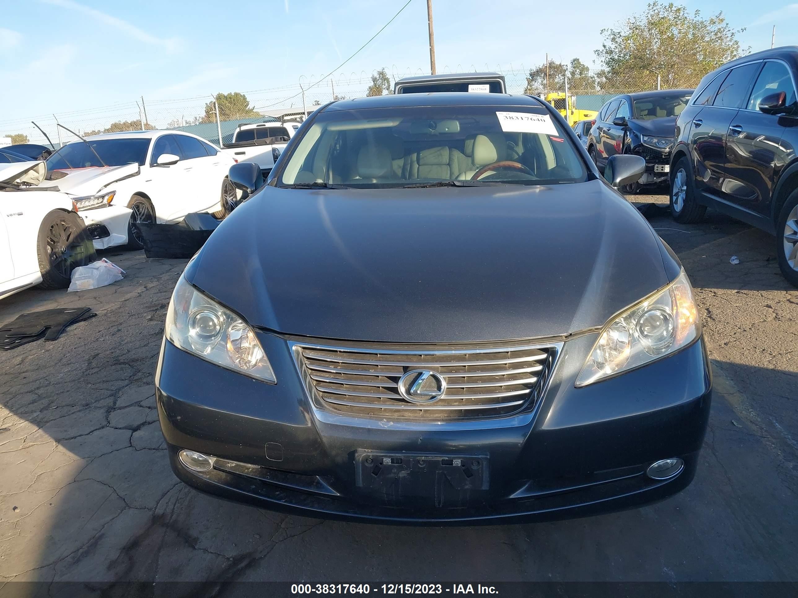 Photo 12 VIN: JTHBJ46G782225788 - LEXUS ES 