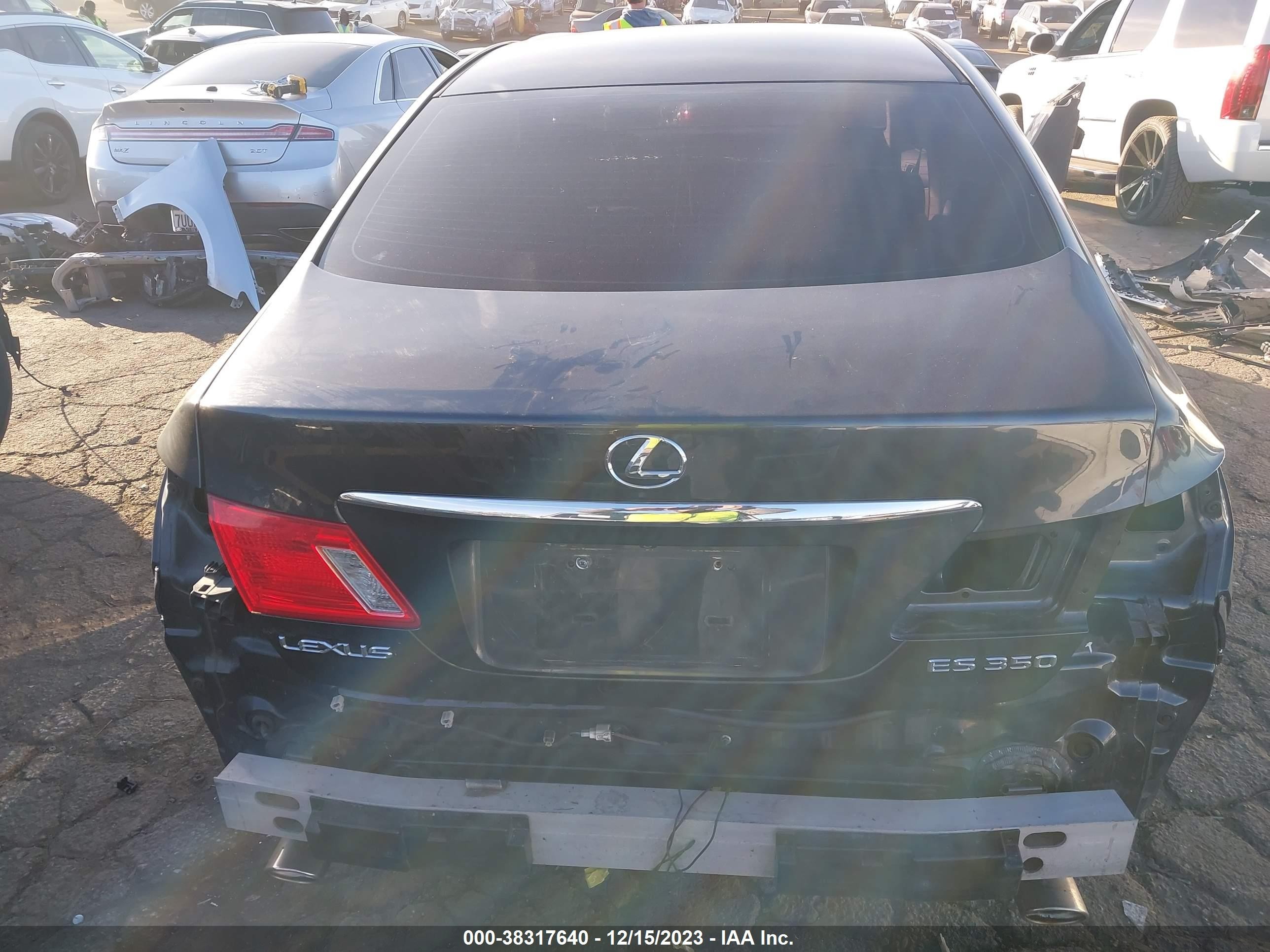 Photo 16 VIN: JTHBJ46G782225788 - LEXUS ES 