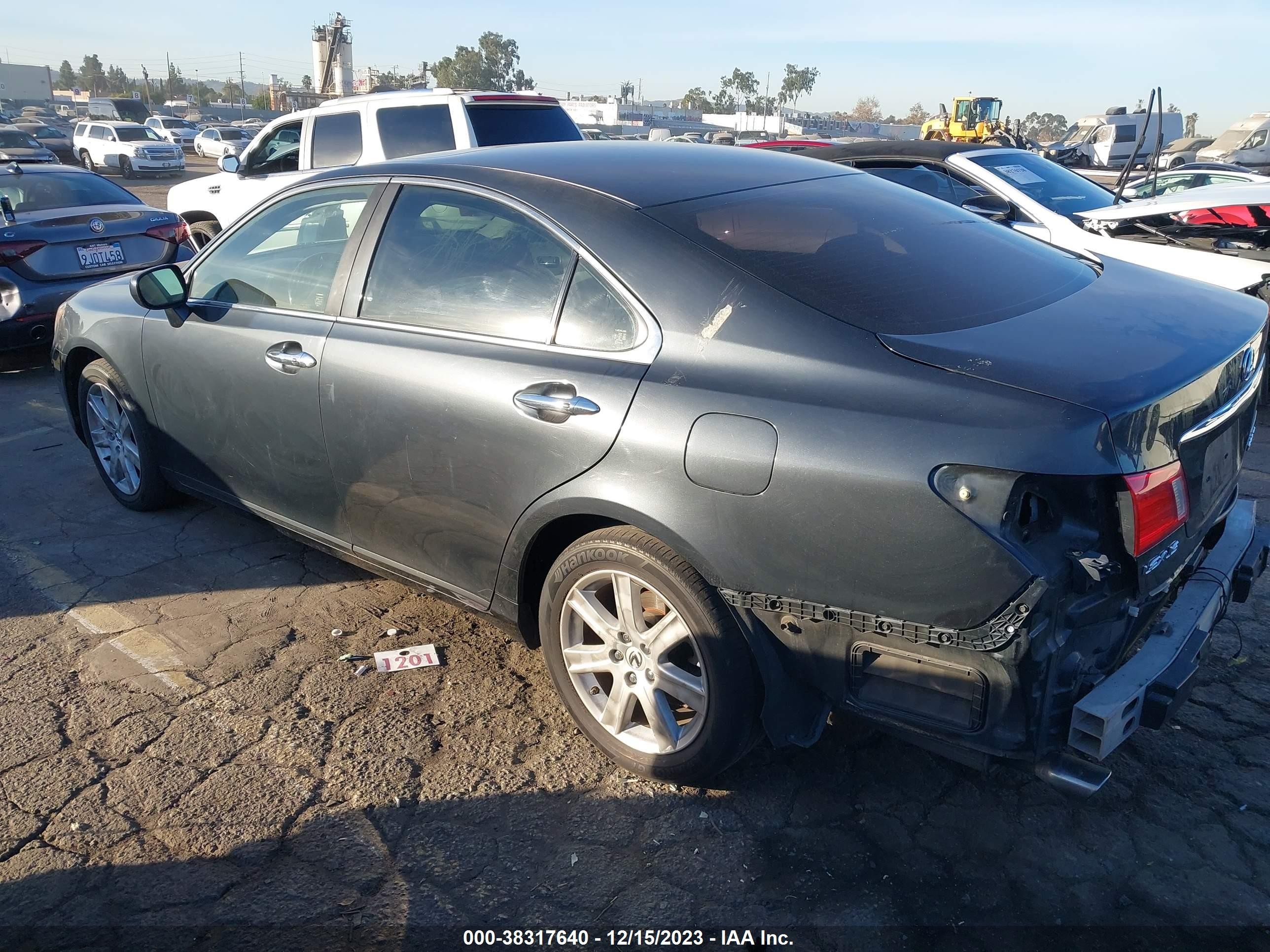 Photo 2 VIN: JTHBJ46G782225788 - LEXUS ES 