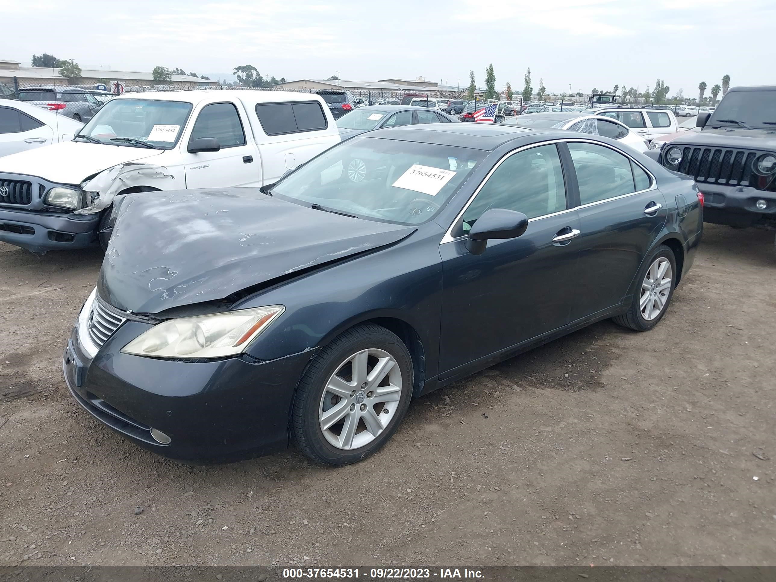 Photo 1 VIN: JTHBJ46G782261545 - LEXUS ES 