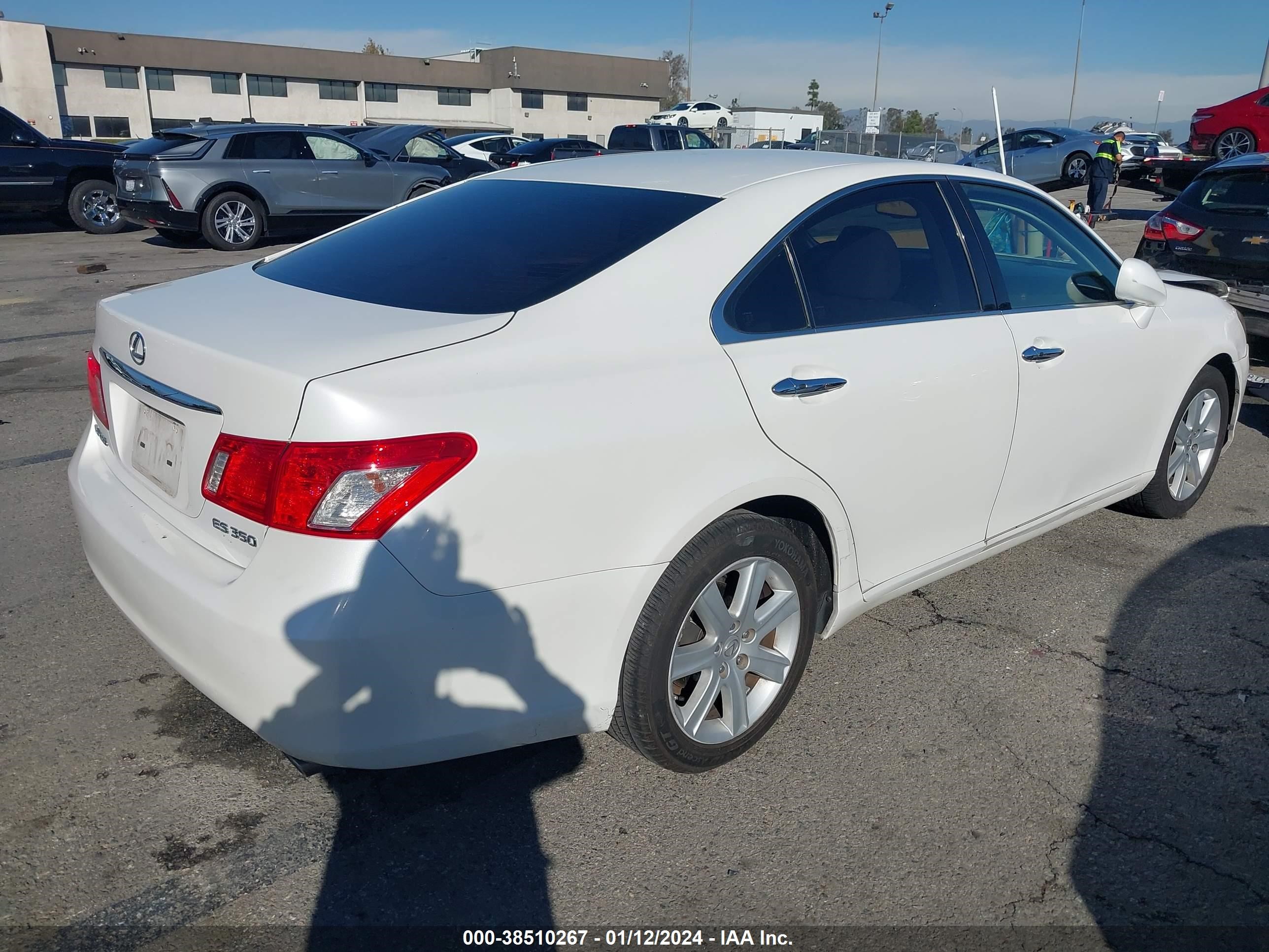 Photo 3 VIN: JTHBJ46G792289816 - LEXUS ES 