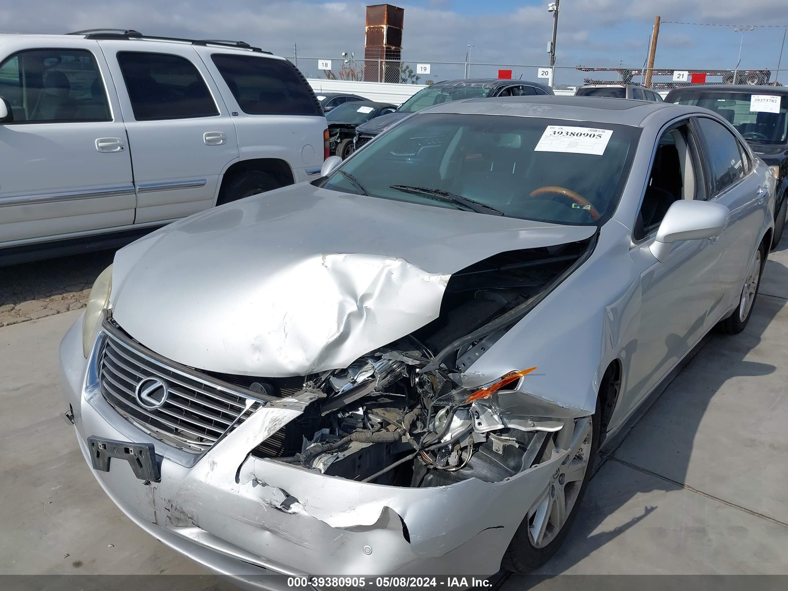 Photo 5 VIN: JTHBJ46G792337556 - LEXUS ES 