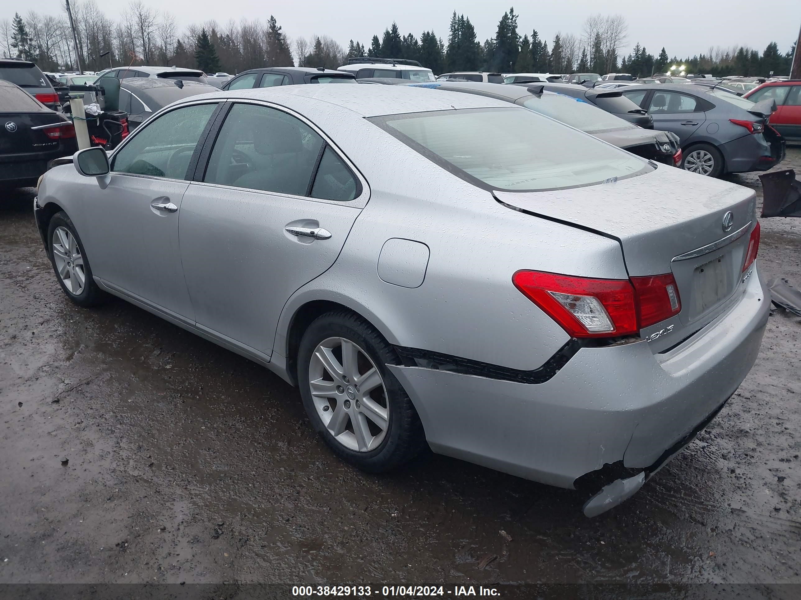 Photo 2 VIN: JTHBJ46G872010631 - LEXUS ES 