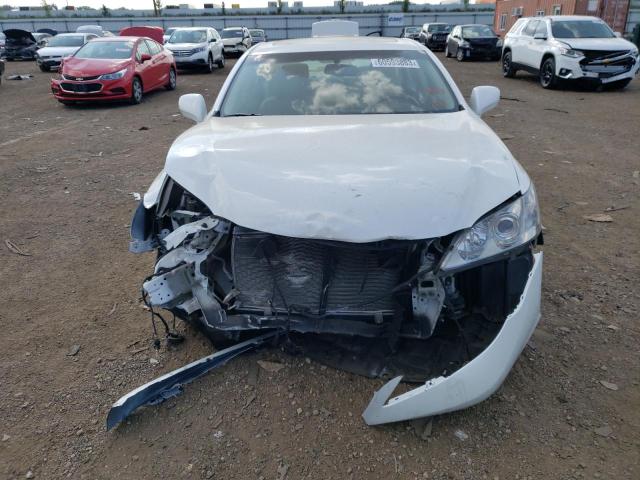 Photo 4 VIN: JTHBJ46G872100930 - LEXUS ES 350 