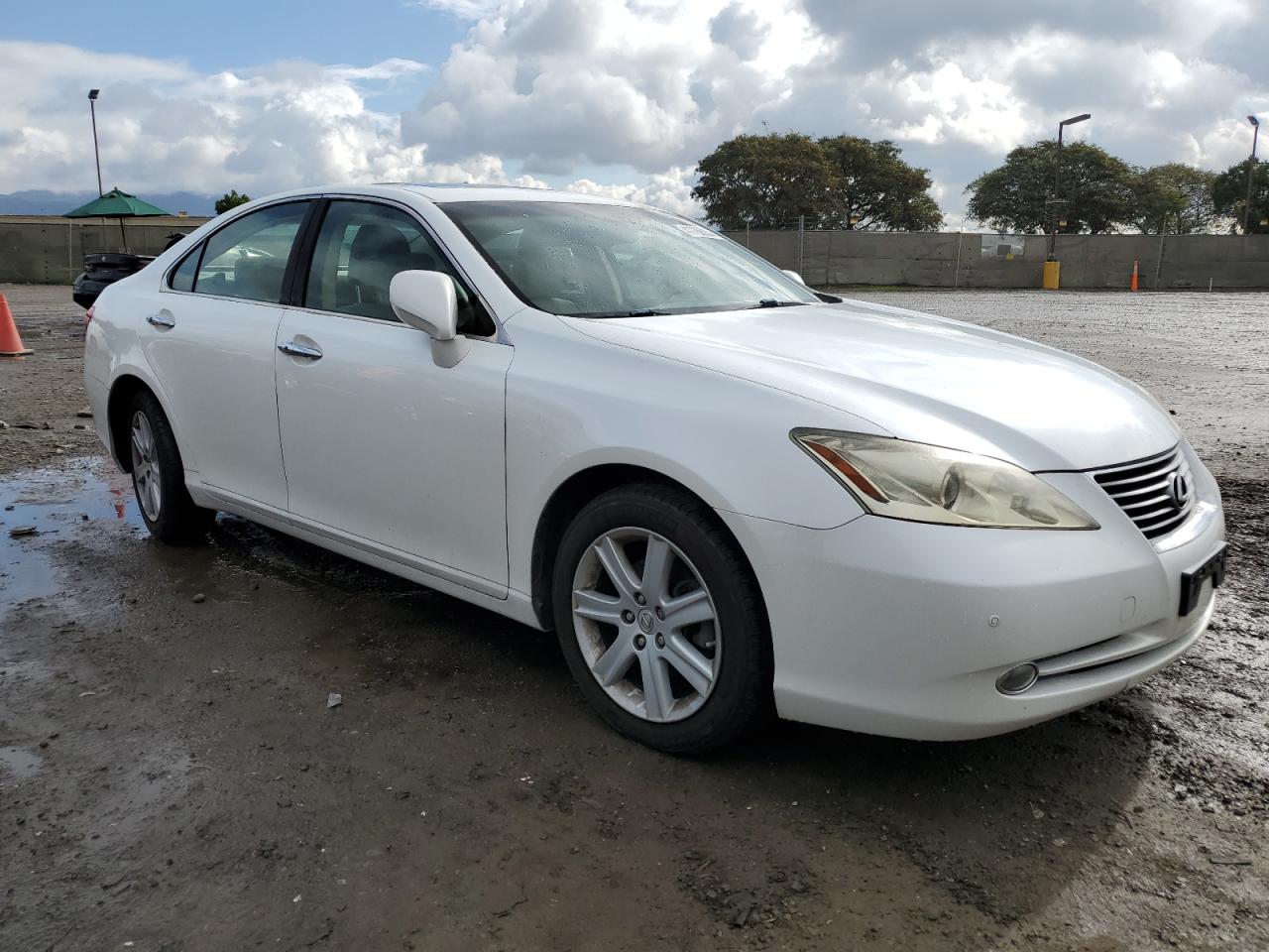 Photo 3 VIN: JTHBJ46G872104265 - LEXUS ES 