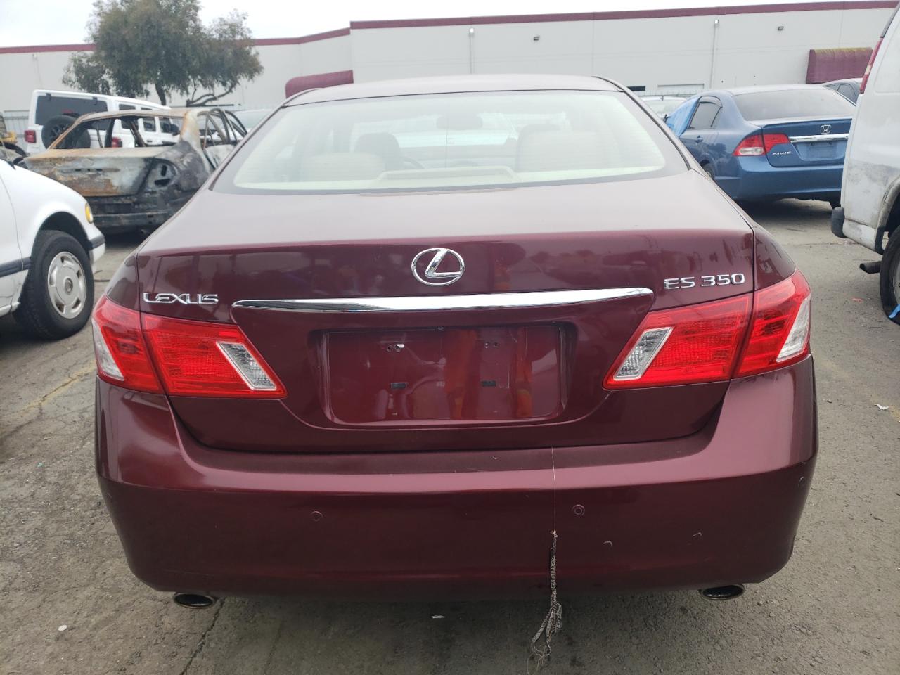 Photo 5 VIN: JTHBJ46G882164421 - LEXUS ES 