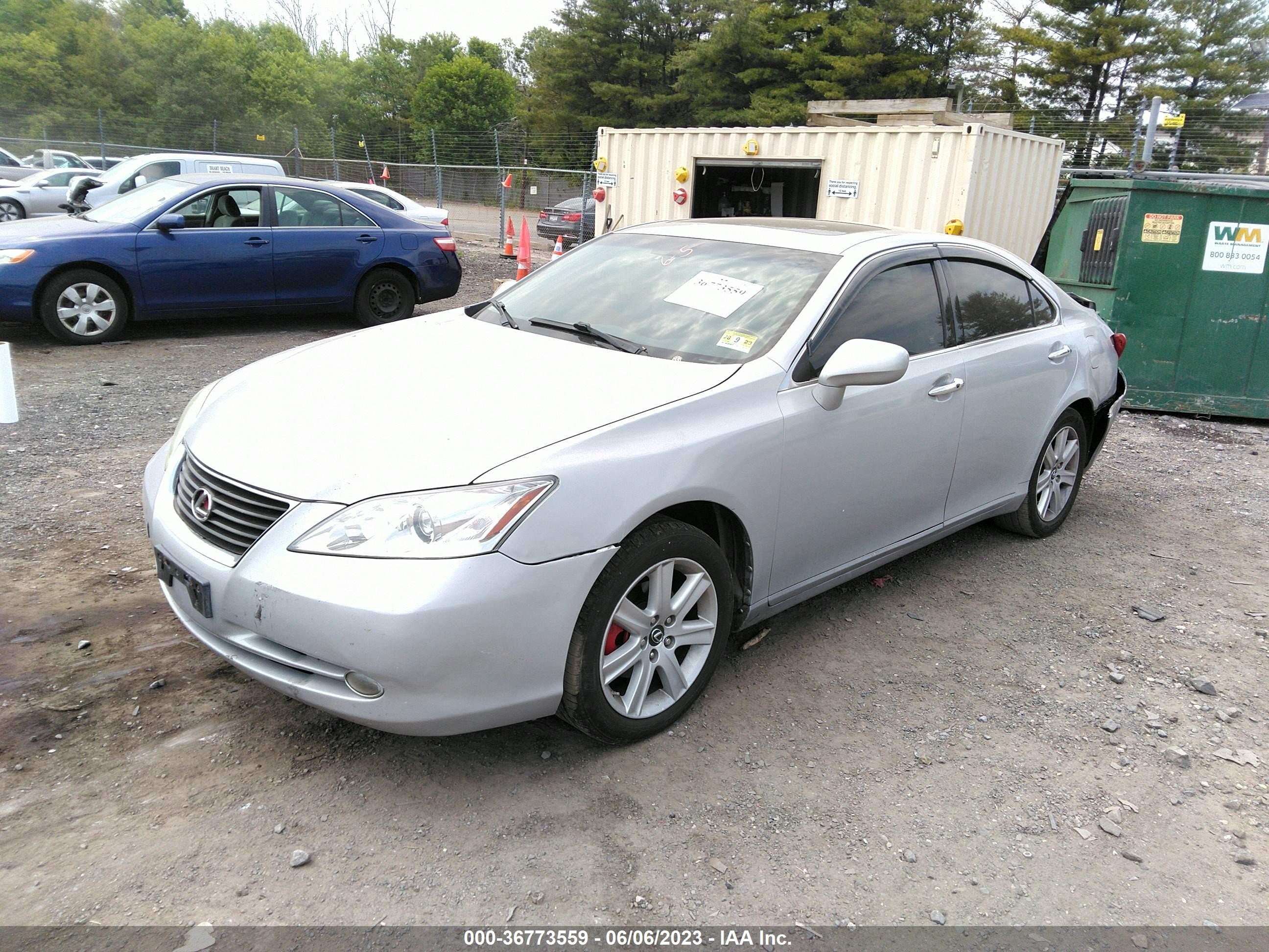 Photo 1 VIN: JTHBJ46G882182191 - LEXUS ES 