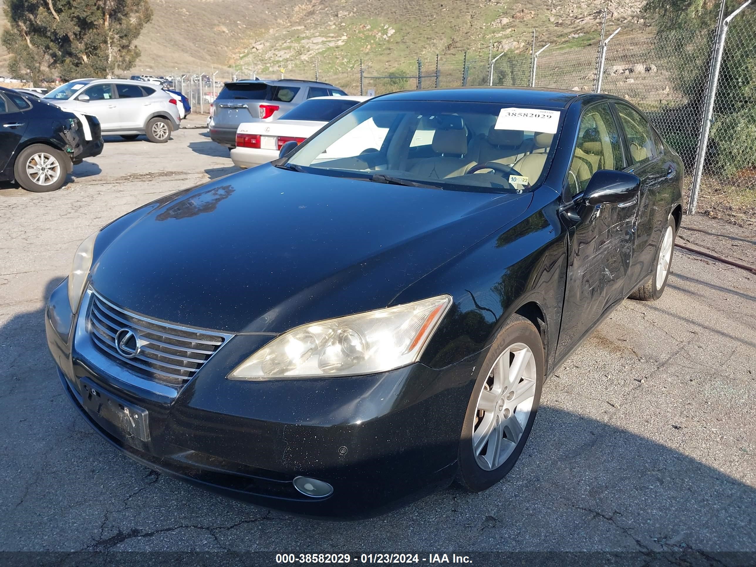 Photo 1 VIN: JTHBJ46G882186757 - LEXUS ES 