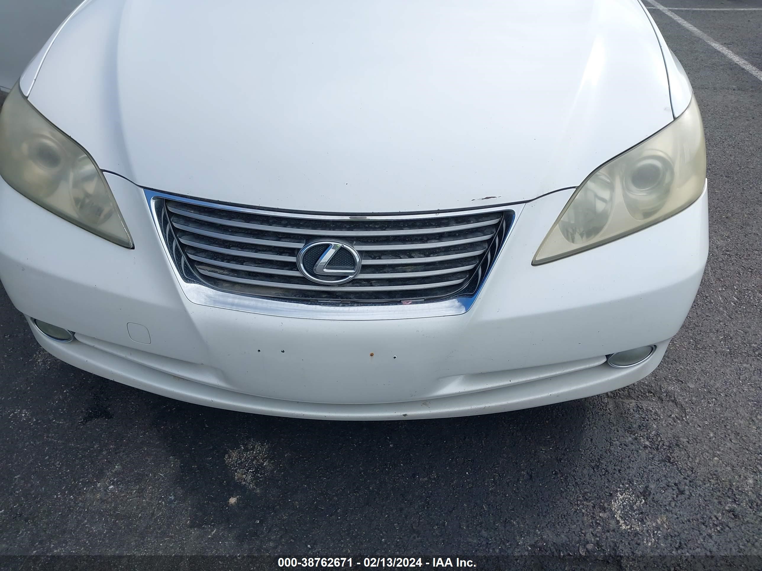 Photo 5 VIN: JTHBJ46G882268830 - LEXUS ES 