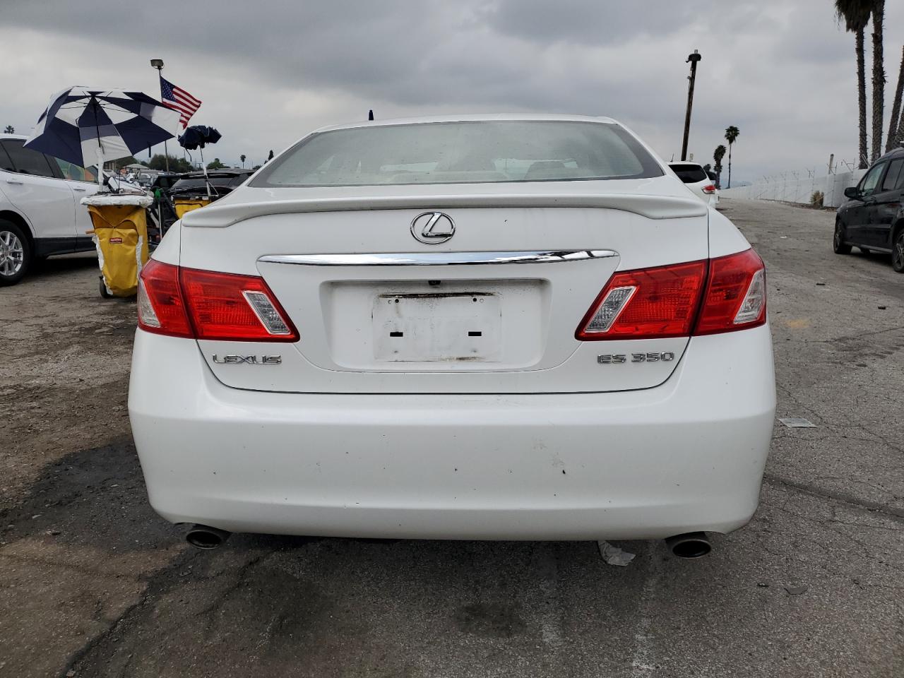 Photo 5 VIN: JTHBJ46G892318451 - LEXUS ES 