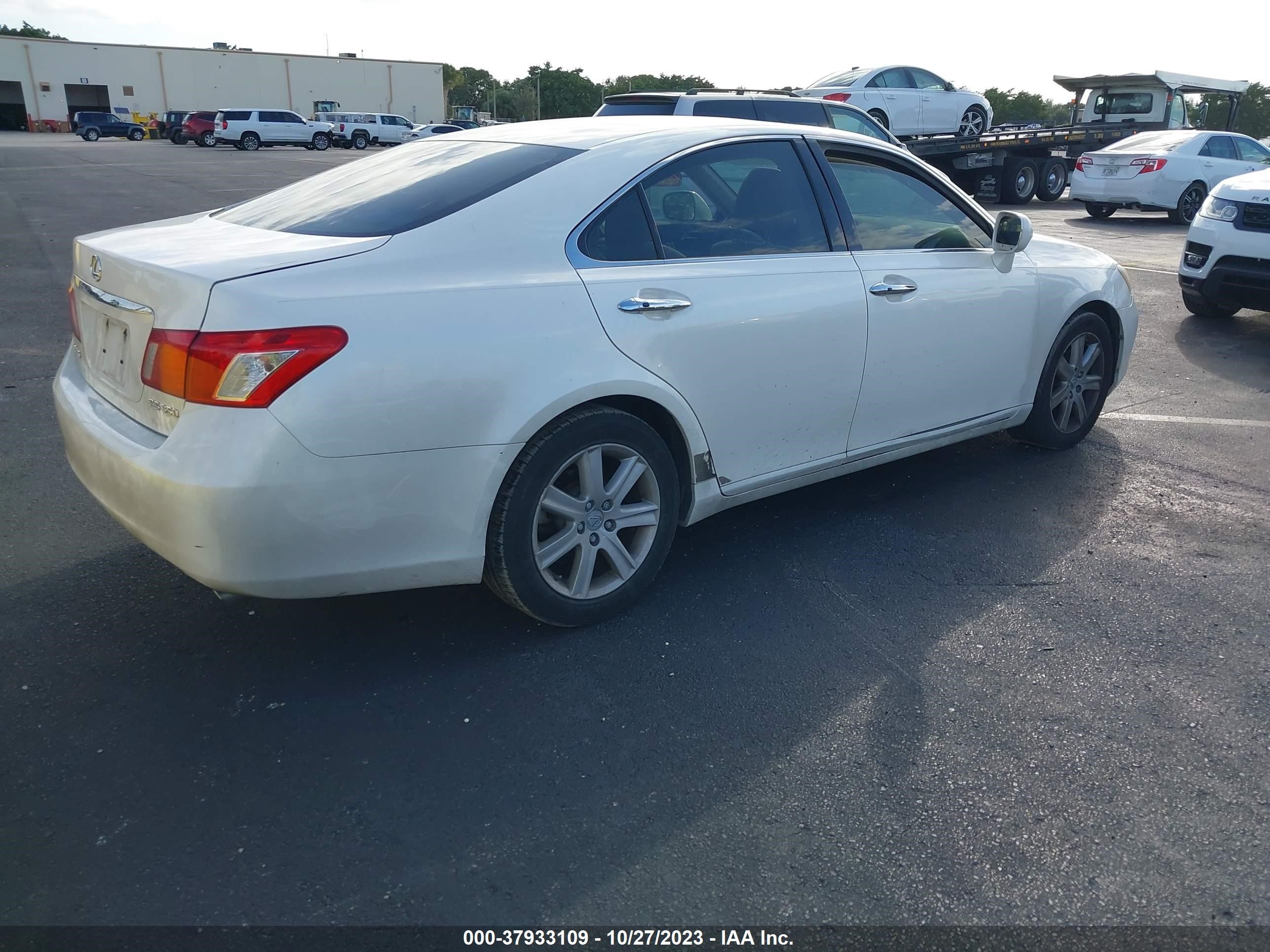 Photo 3 VIN: JTHBJ46G972002828 - LEXUS ES 