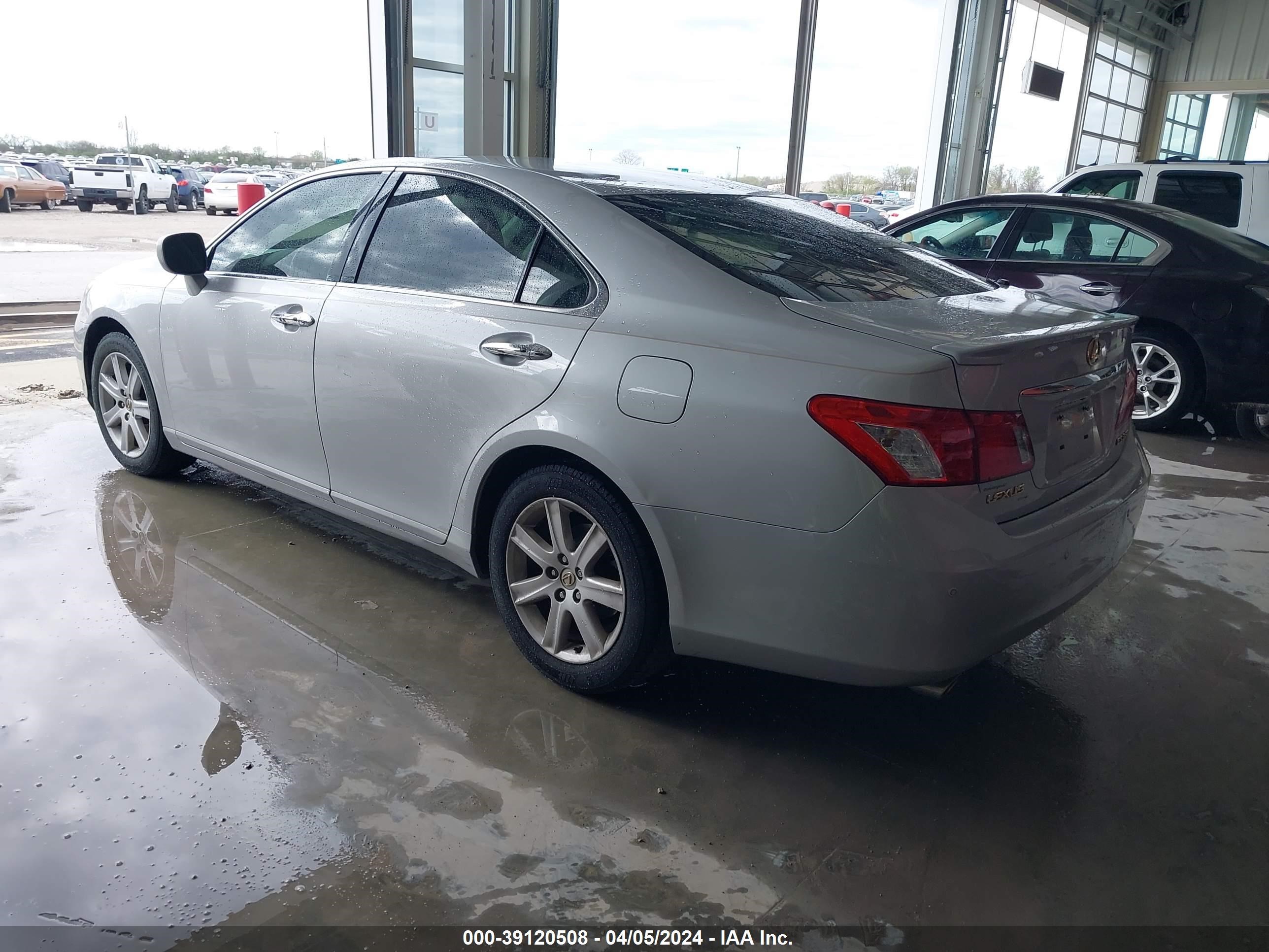 Photo 2 VIN: JTHBJ46G972010976 - LEXUS ES 