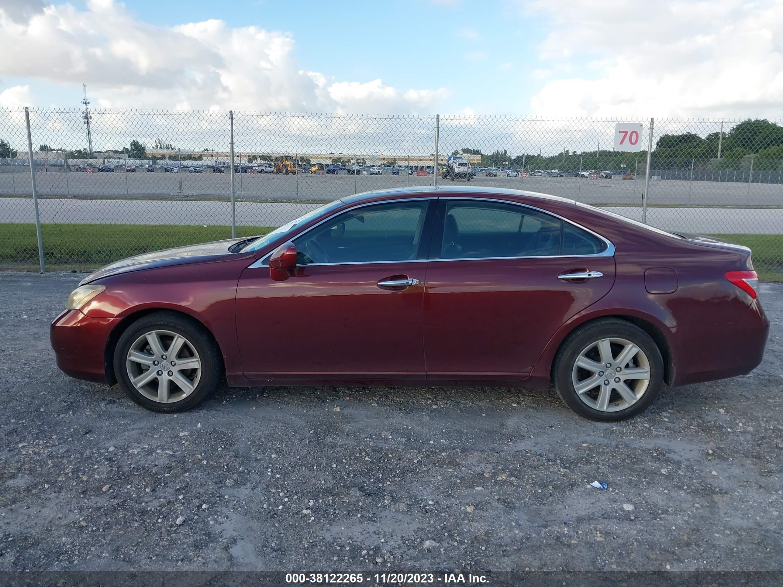 Photo 13 VIN: JTHBJ46G972027518 - LEXUS ES 