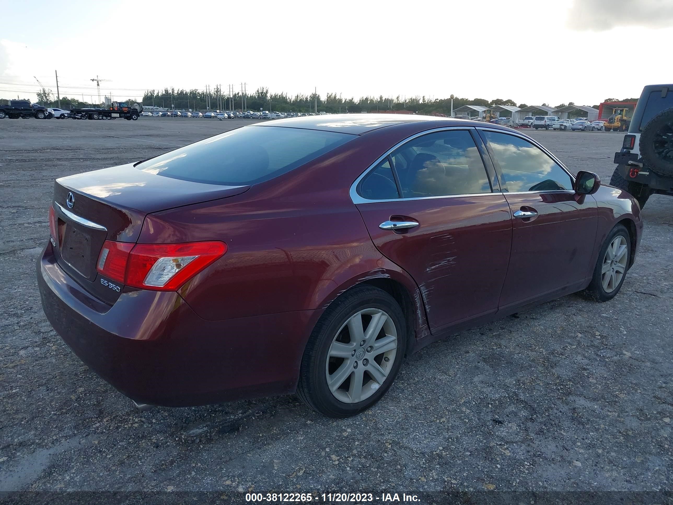 Photo 3 VIN: JTHBJ46G972027518 - LEXUS ES 