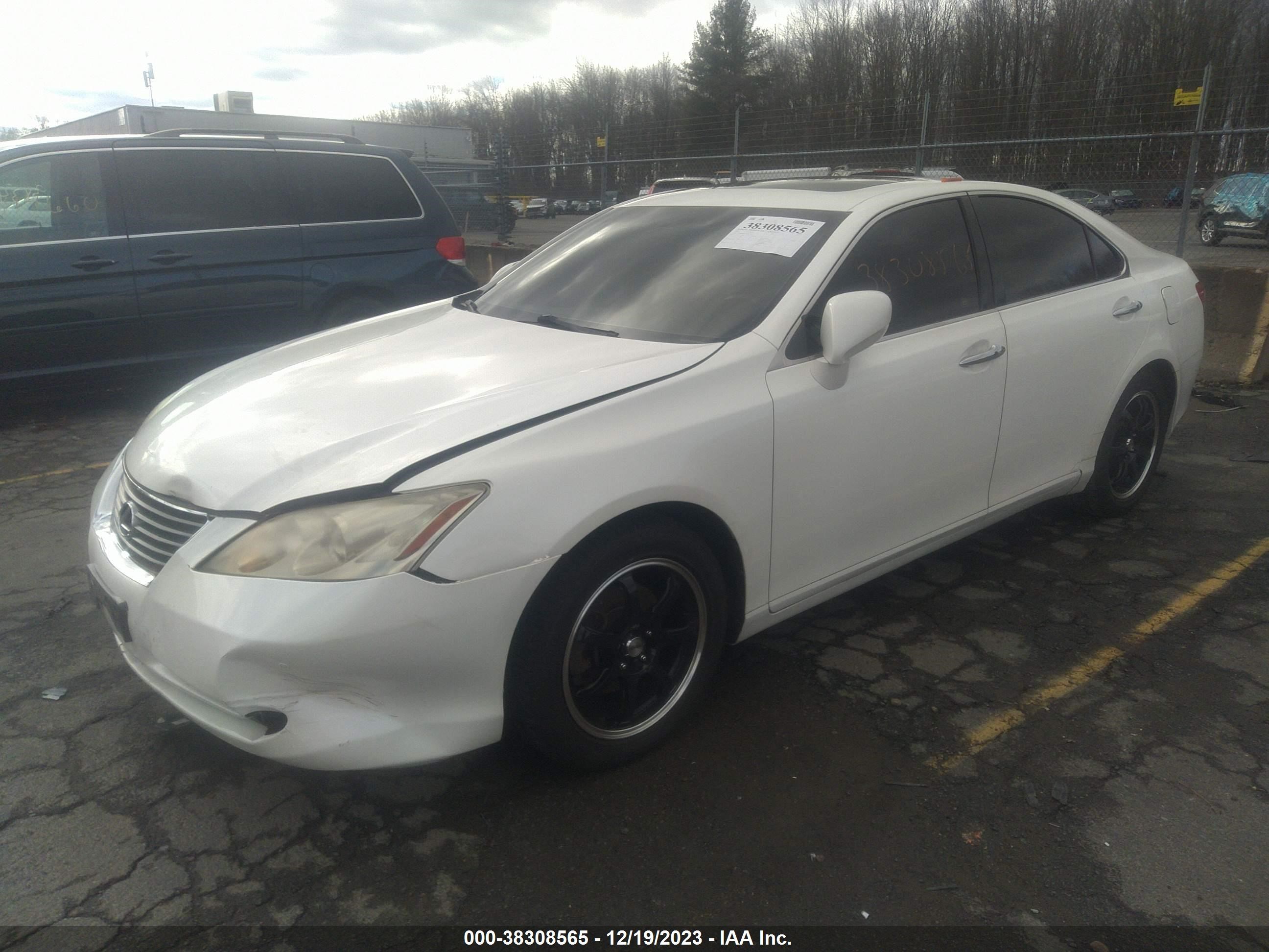 Photo 1 VIN: JTHBJ46G972027597 - LEXUS ES 