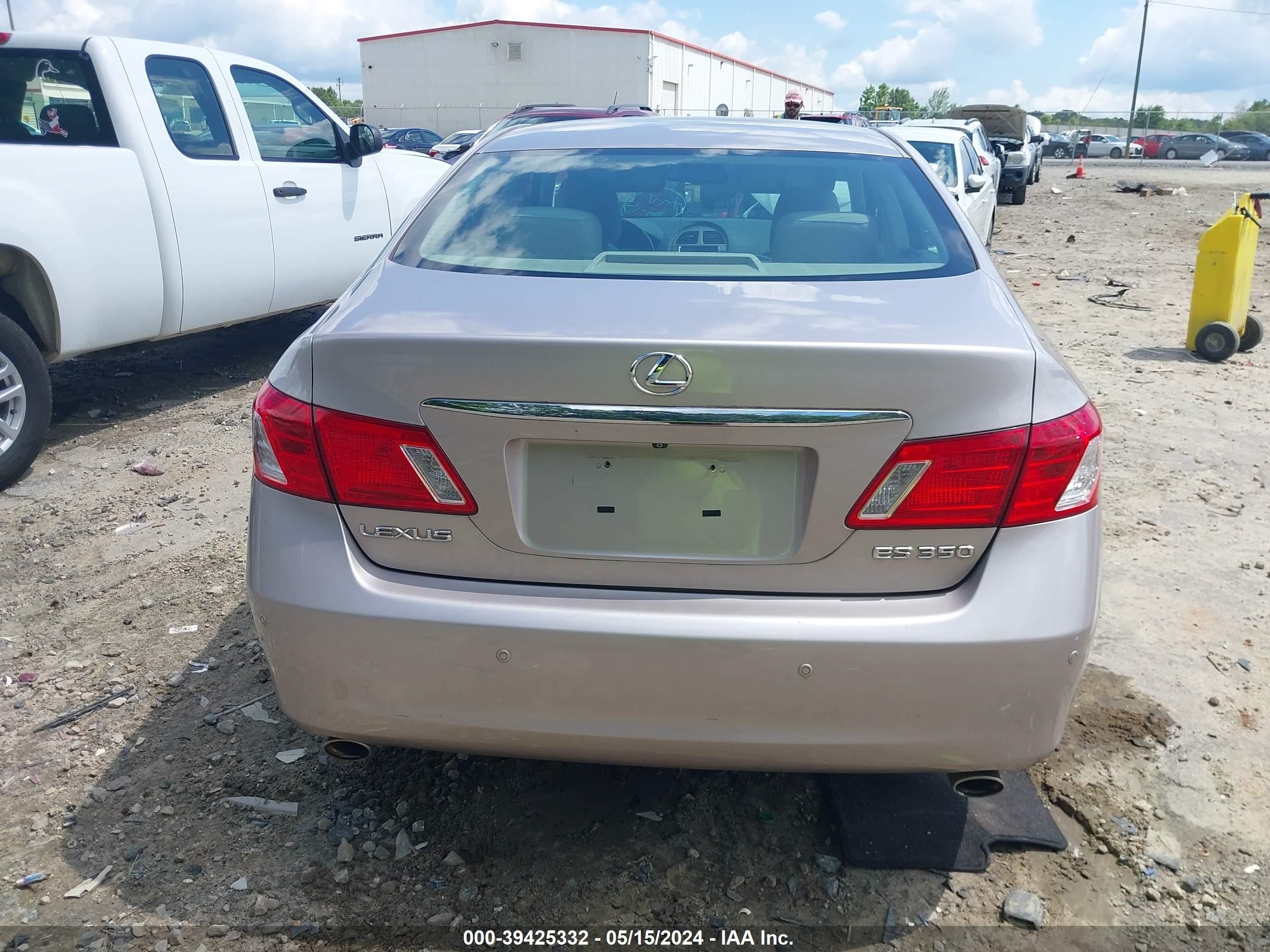 Photo 15 VIN: JTHBJ46G972031147 - LEXUS ES 