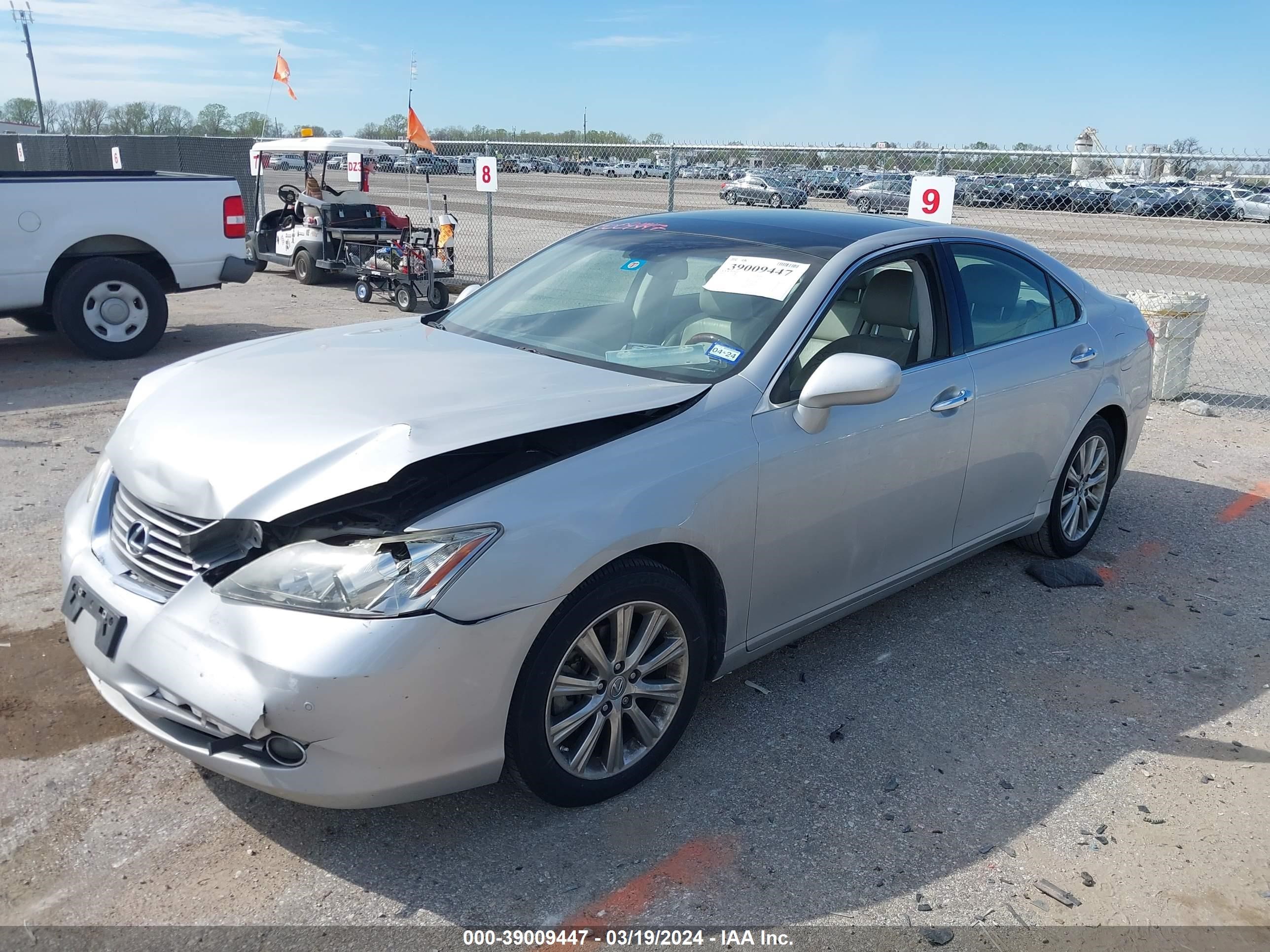 Photo 1 VIN: JTHBJ46G982191210 - LEXUS ES 