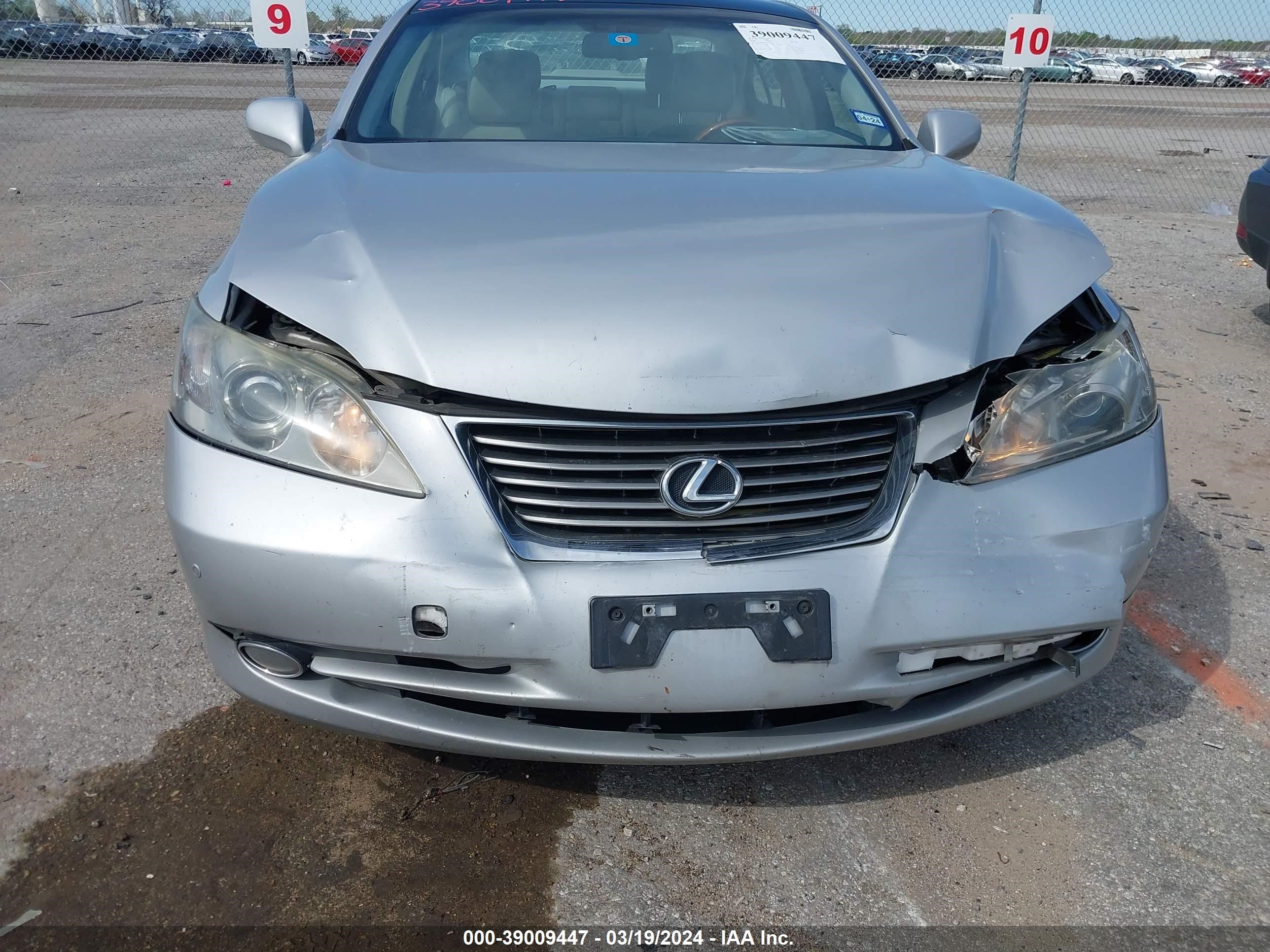 Photo 11 VIN: JTHBJ46G982191210 - LEXUS ES 