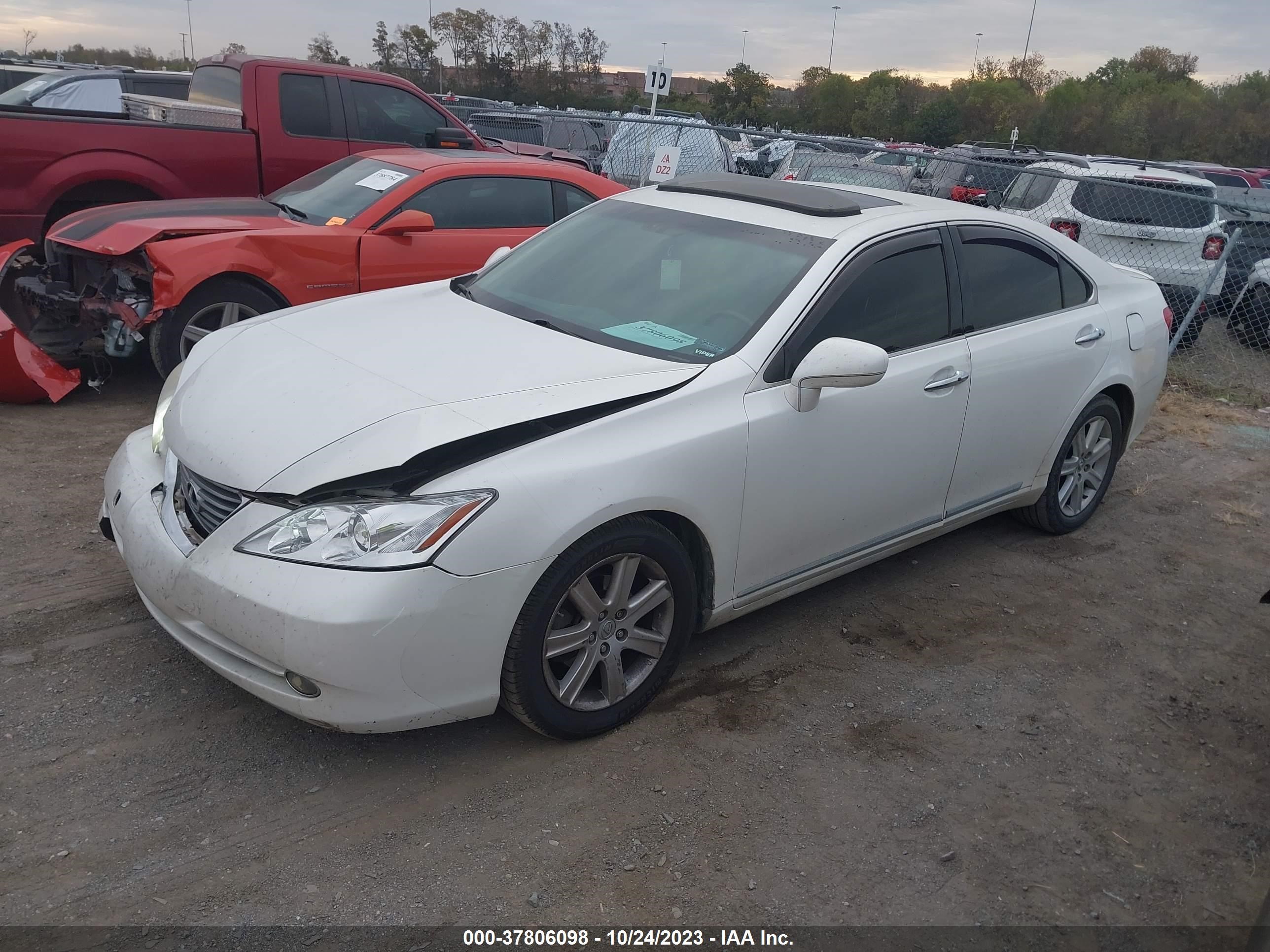 Photo 1 VIN: JTHBJ46G982234444 - LEXUS ES 