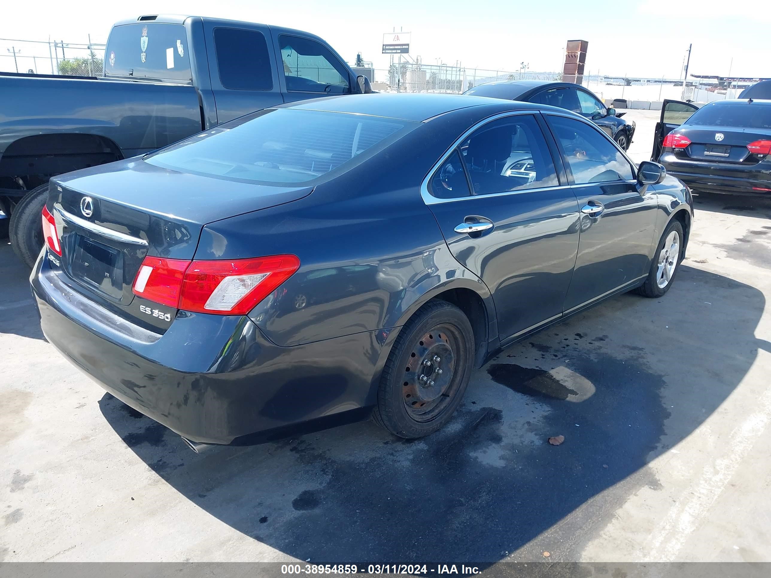 Photo 3 VIN: JTHBJ46G992284181 - LEXUS ES 