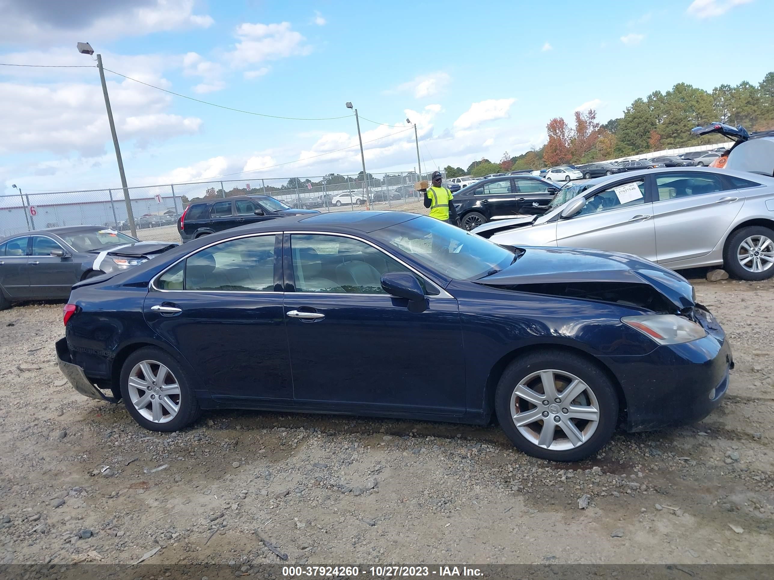 Photo 12 VIN: JTHBJ46G992291275 - LEXUS ES 