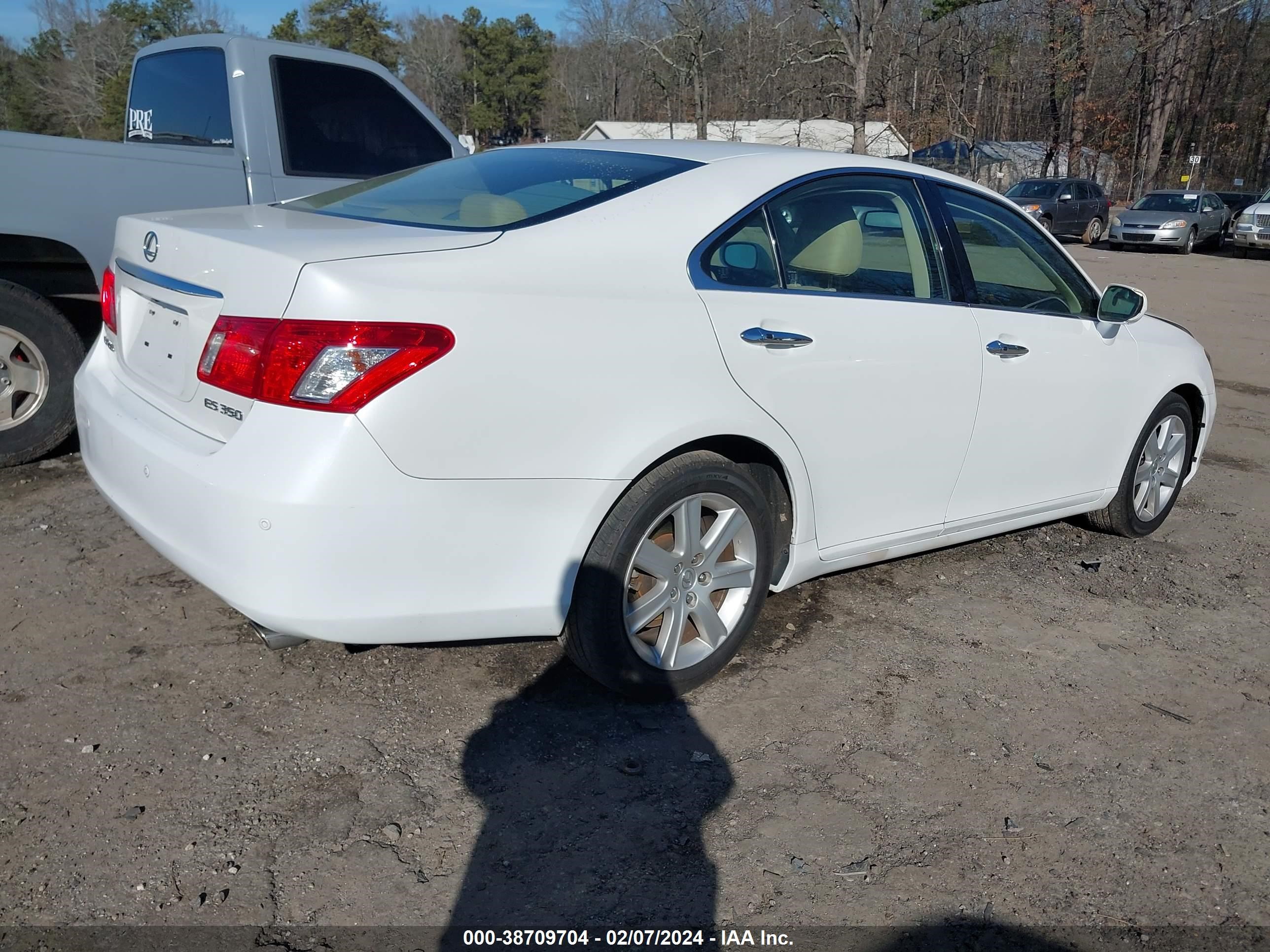 Photo 3 VIN: JTHBJ46G992305174 - LEXUS ES 