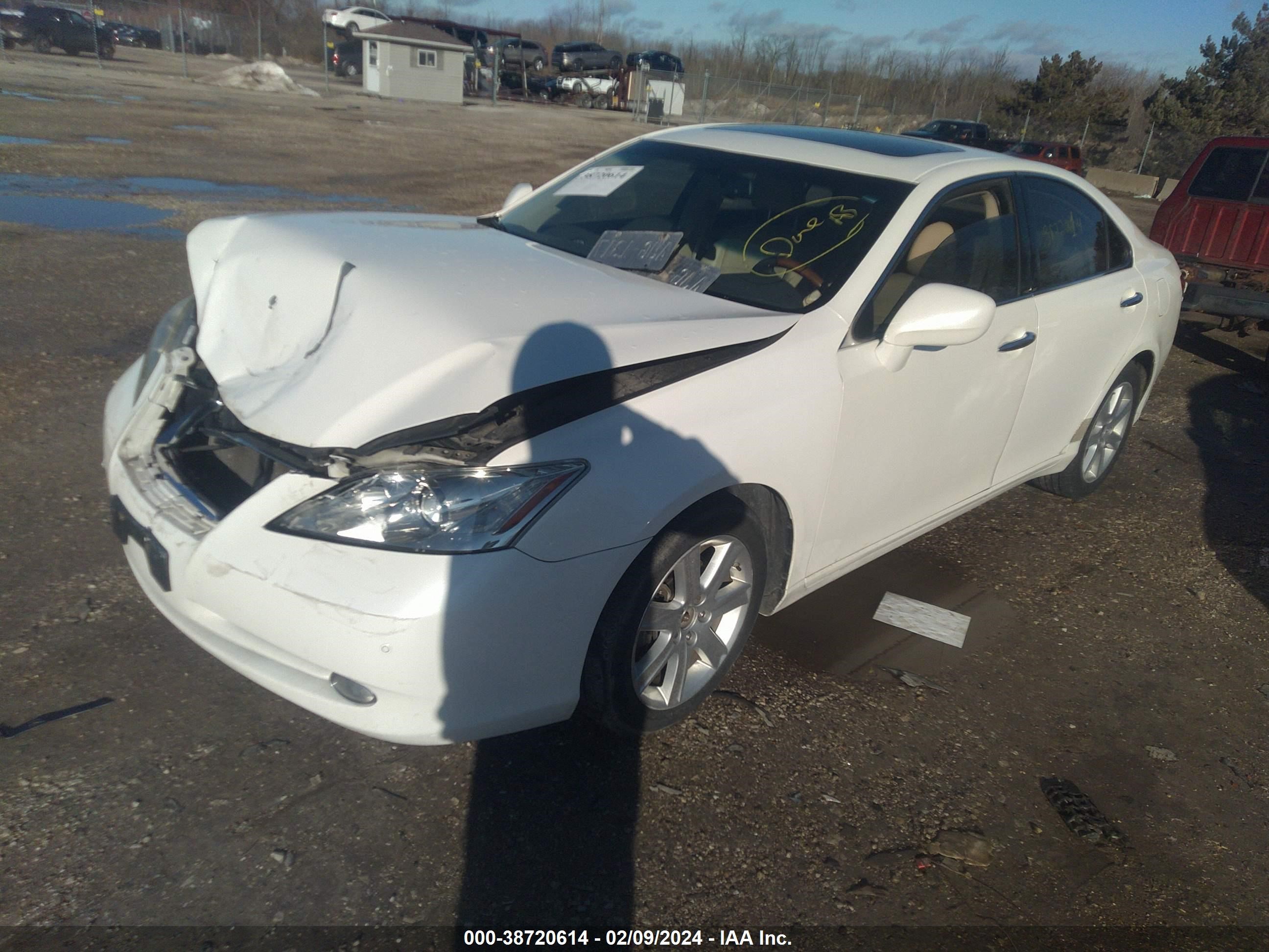 Photo 1 VIN: JTHBJ46GX72023364 - LEXUS ES 