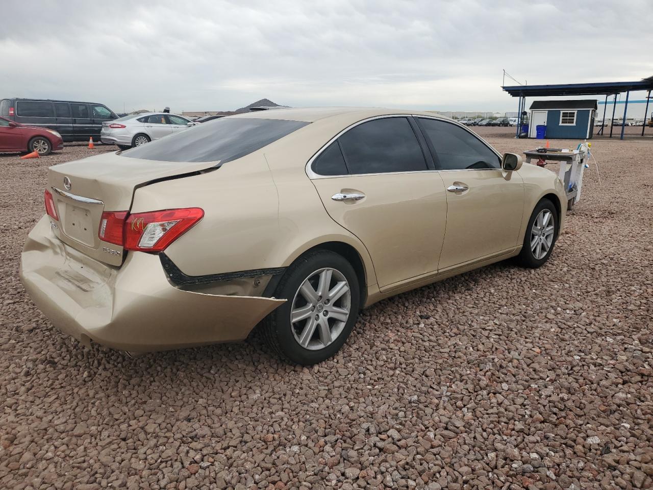 Photo 2 VIN: JTHBJ46GX82196528 - LEXUS ES 