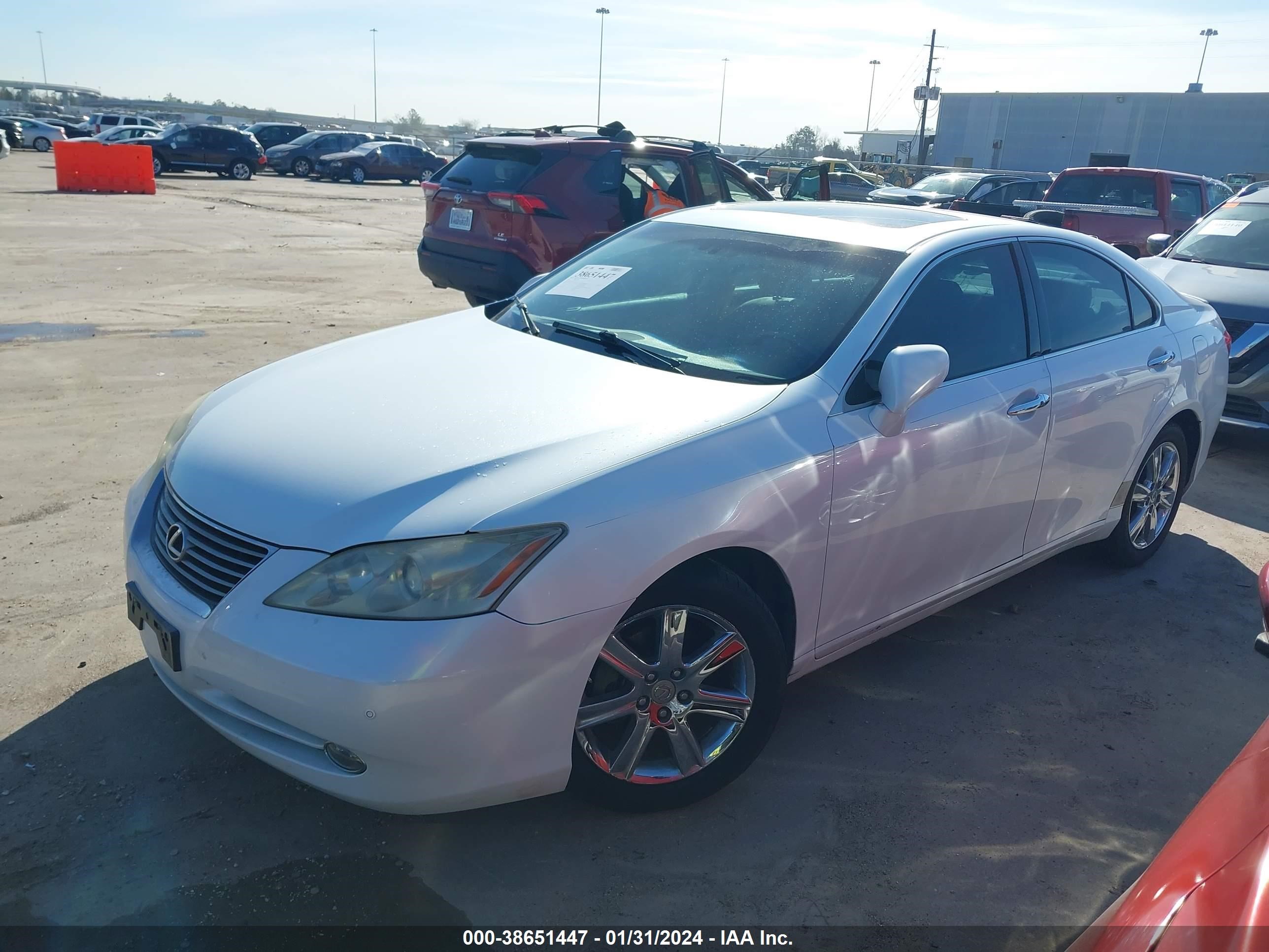 Photo 1 VIN: JTHBJ46GX82207477 - LEXUS ES 