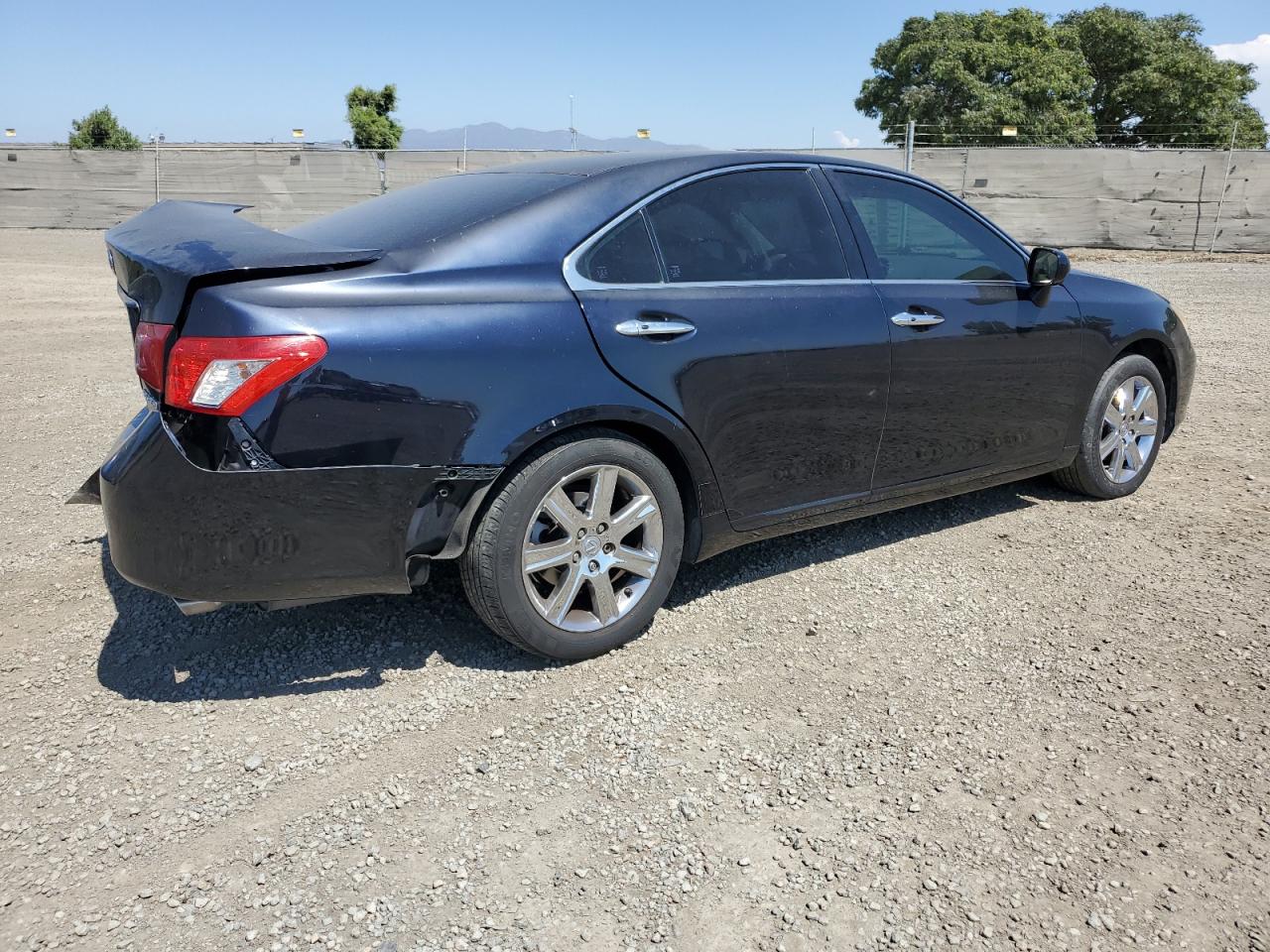 Photo 2 VIN: JTHBJ46GX82258008 - LEXUS ES 