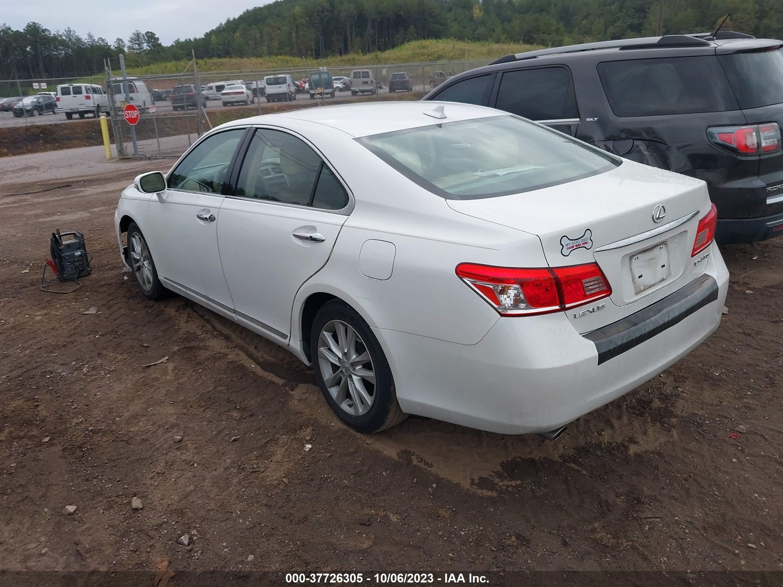 Photo 2 VIN: JTHBK1EG0A2343118 - LEXUS ES 