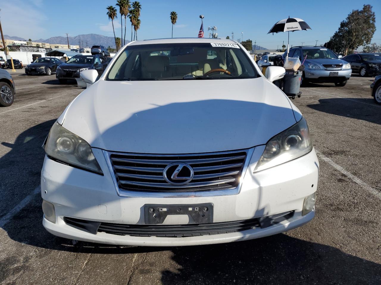 Photo 4 VIN: JTHBK1EG0A2359268 - LEXUS ES 