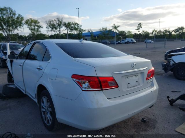 Photo 2 VIN: JTHBK1EG0B2423875 - LEXUS ES 