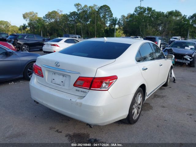 Photo 3 VIN: JTHBK1EG0B2423875 - LEXUS ES 