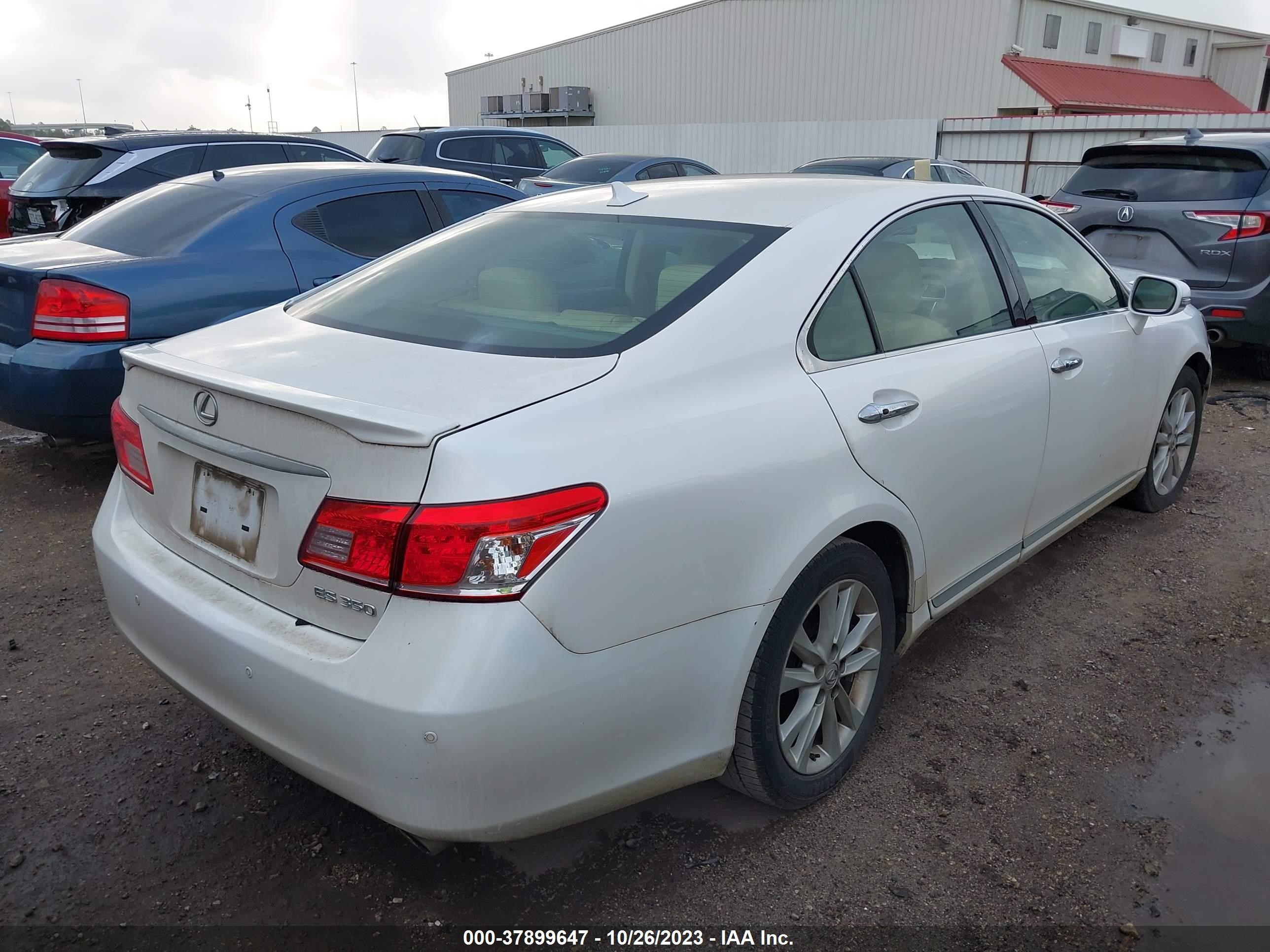 Photo 3 VIN: JTHBK1EG0B2447237 - LEXUS ES 