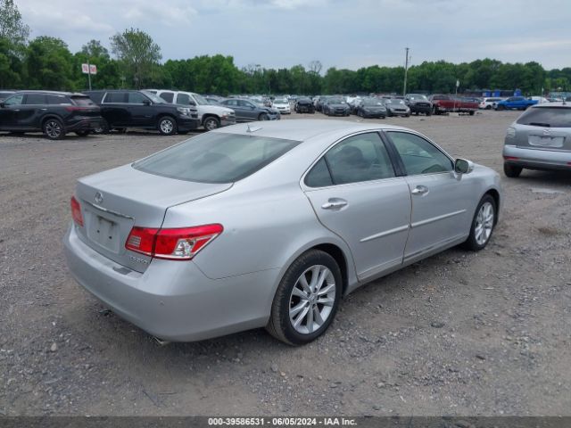 Photo 3 VIN: JTHBK1EG1A2353723 - LEXUS ES 