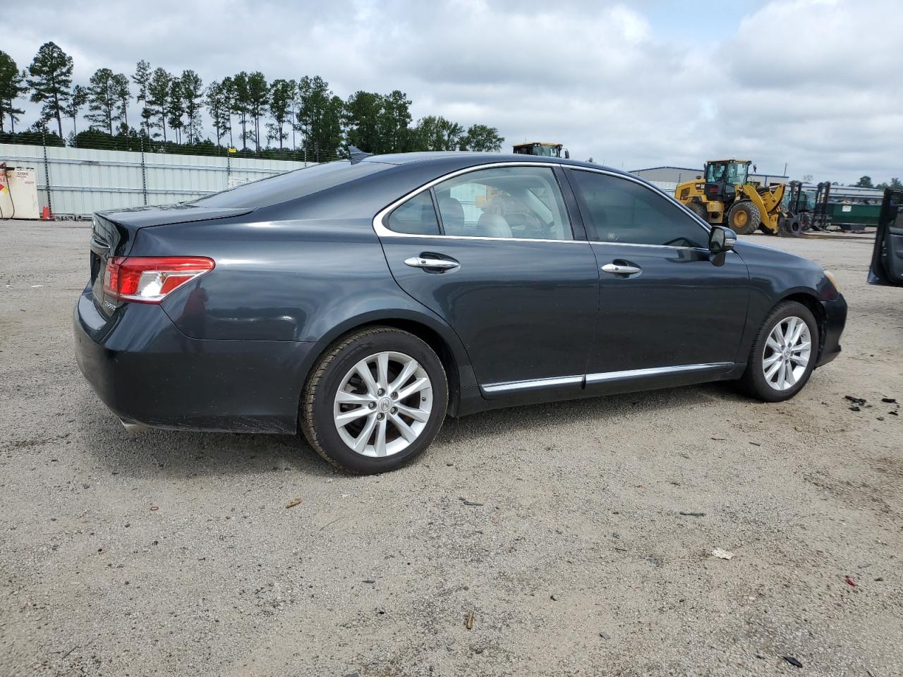 Photo 2 VIN: JTHBK1EG1B2467299 - LEXUS ES 