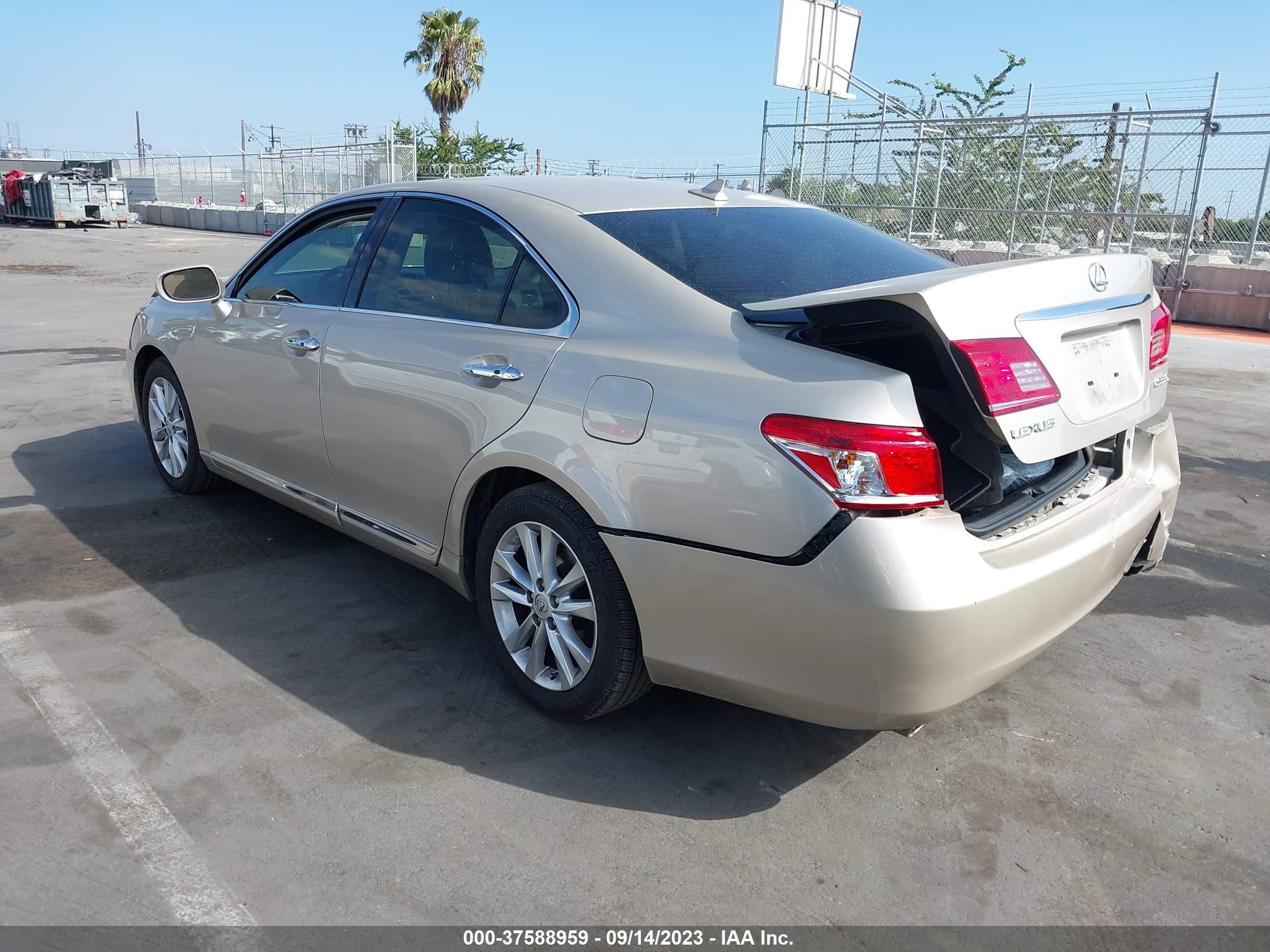 Photo 2 VIN: JTHBK1EG2A2345095 - LEXUS ES 