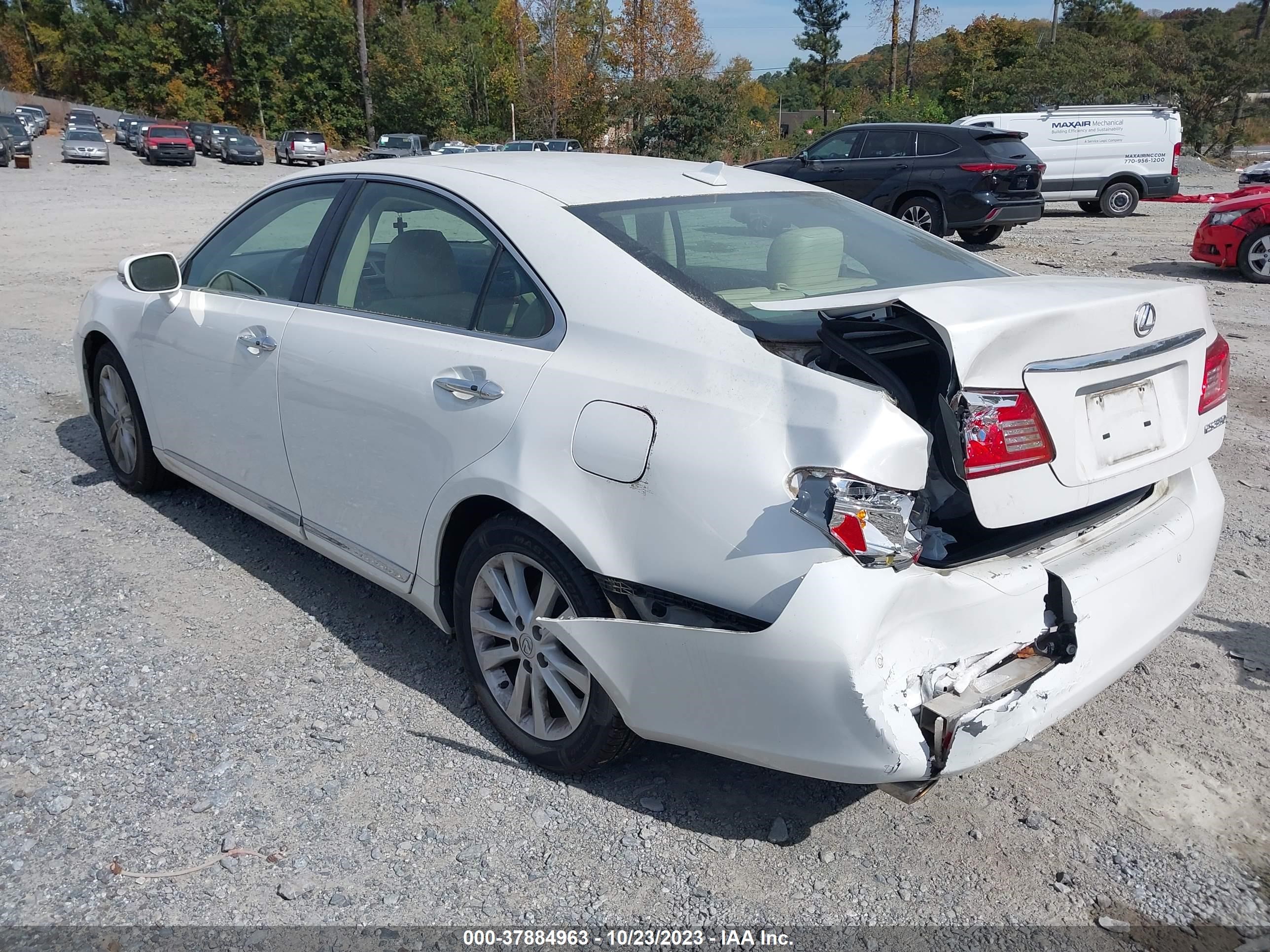 Photo 2 VIN: JTHBK1EG2B2431508 - LEXUS ES 