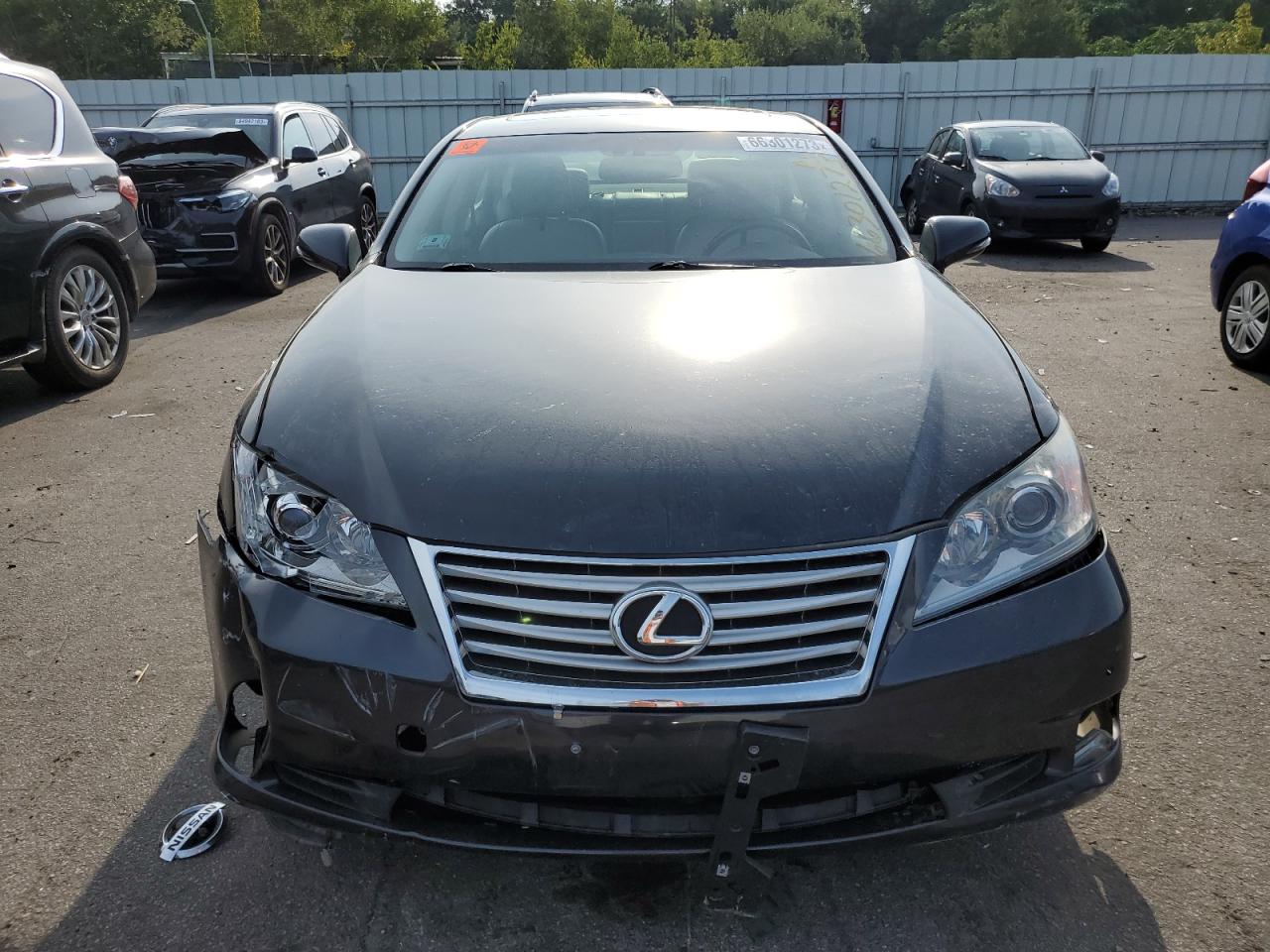 Photo 4 VIN: JTHBK1EG2B2445084 - LEXUS ES 