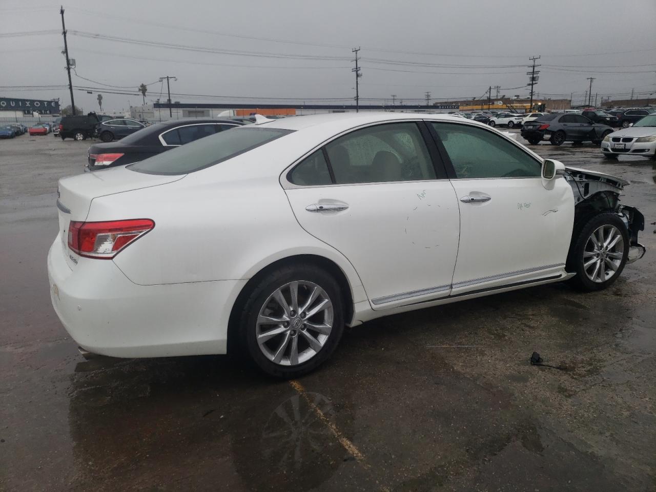 Photo 2 VIN: JTHBK1EG2B2470504 - LEXUS ES 