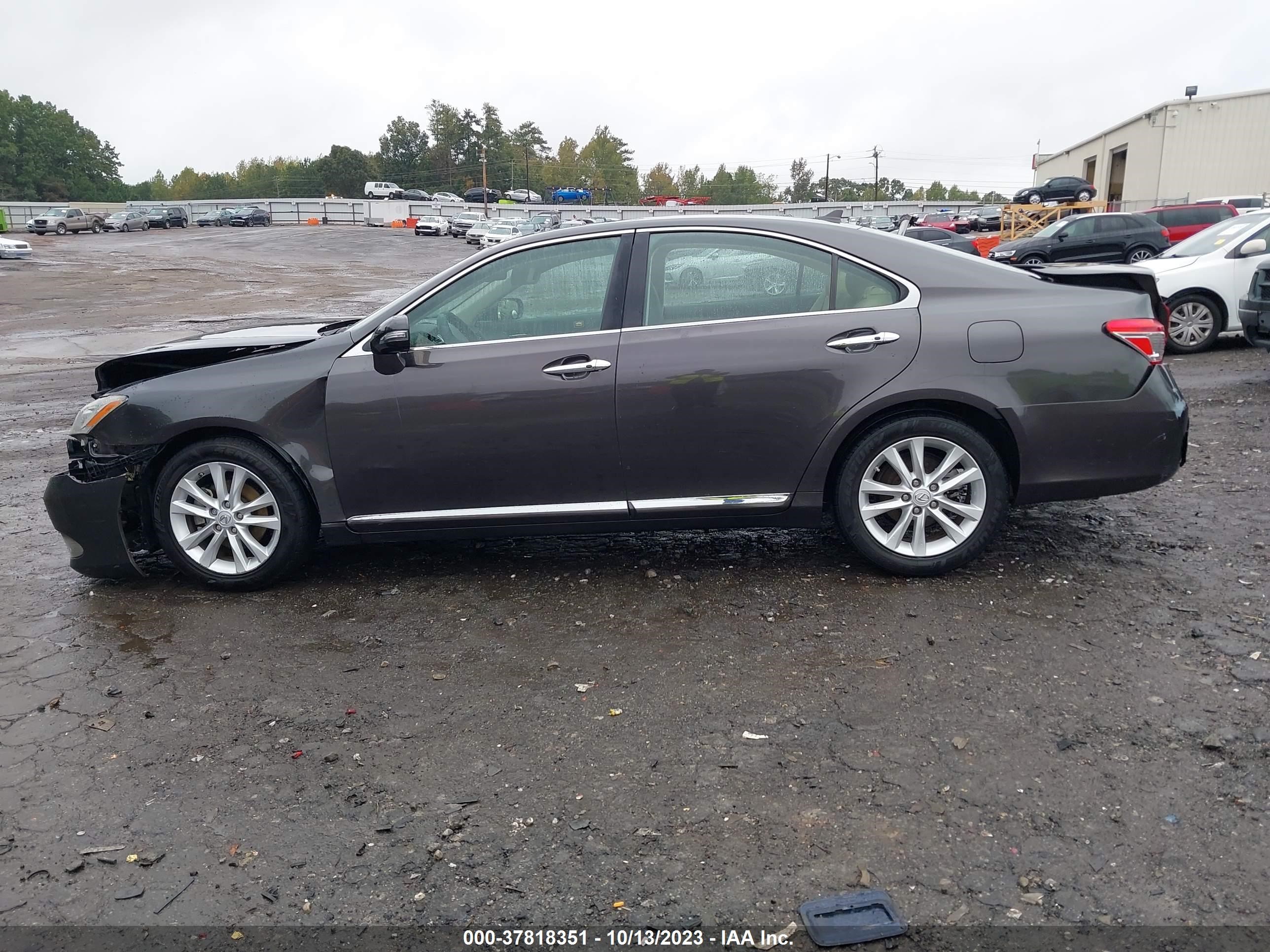 Photo 13 VIN: JTHBK1EG3A2342478 - LEXUS ES 