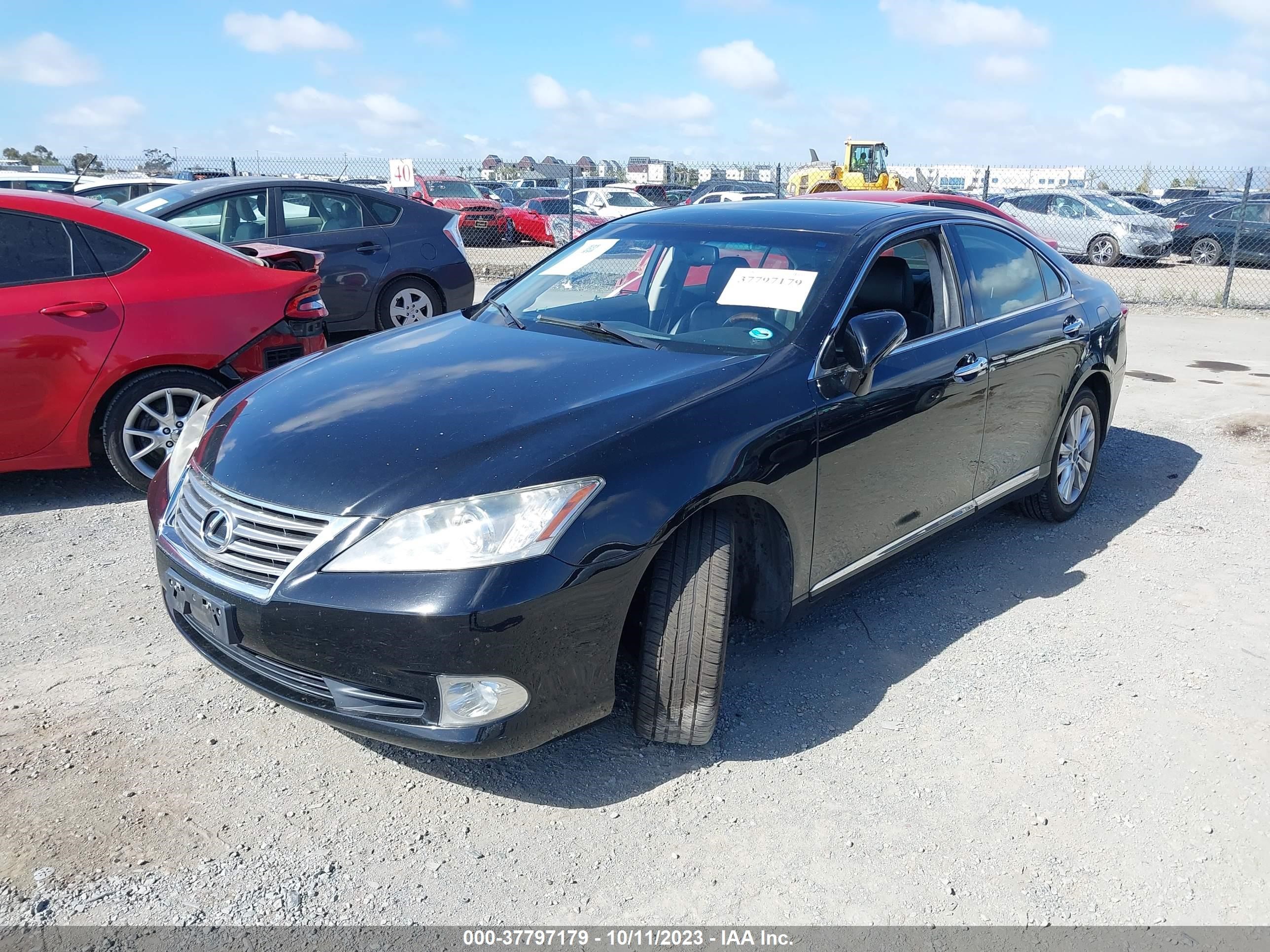 Photo 1 VIN: JTHBK1EG3B2426074 - LEXUS ES 