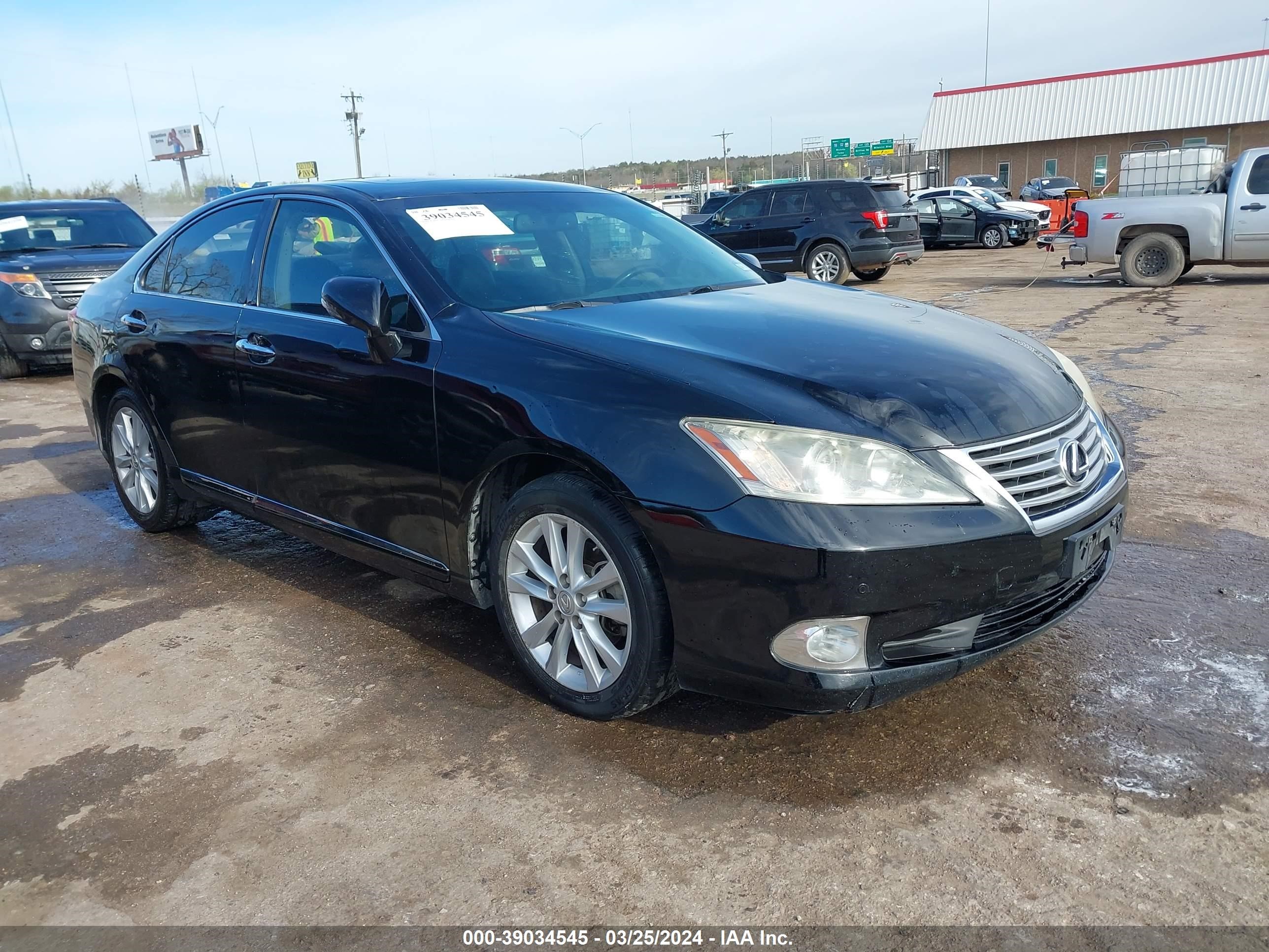 Photo 0 VIN: JTHBK1EG3B2430464 - LEXUS ES 