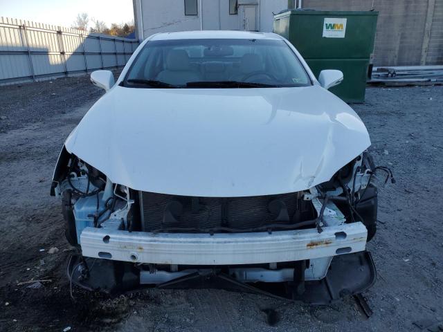 Photo 4 VIN: JTHBK1EG3B2443750 - LEXUS ES 350 