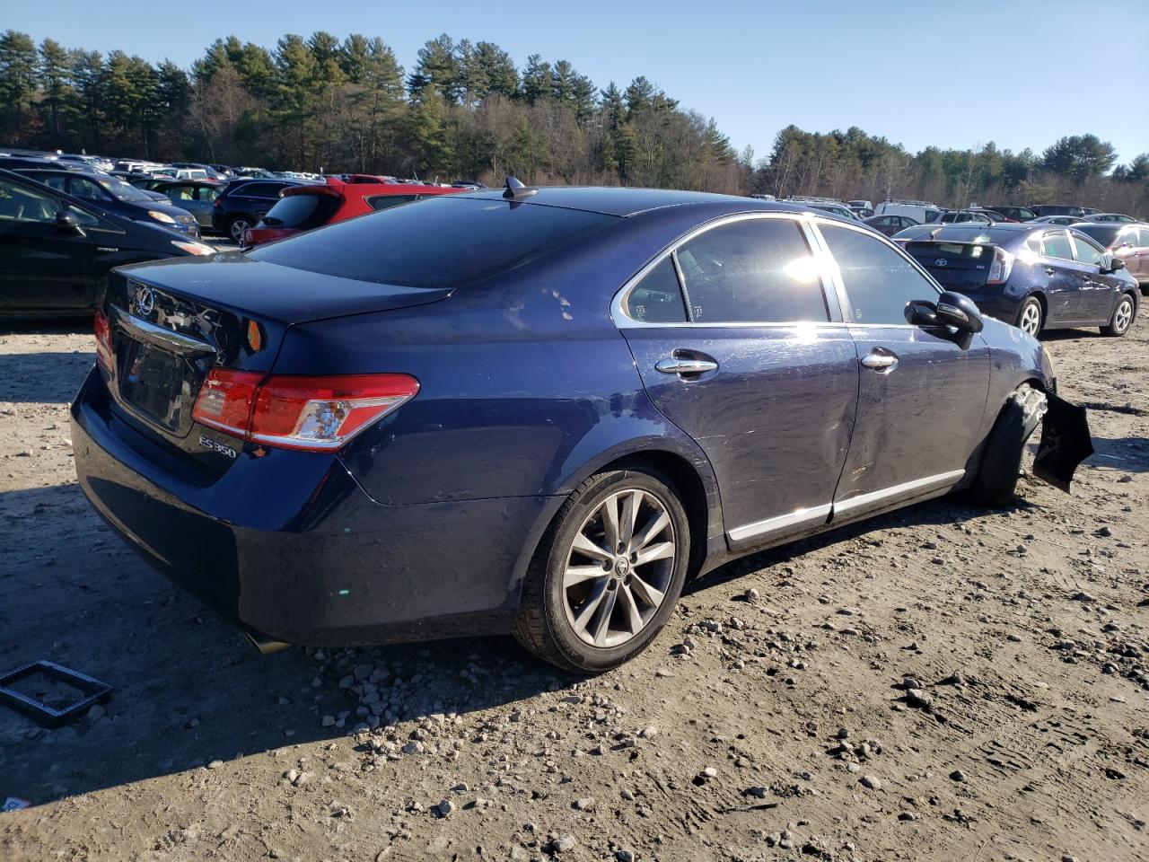 Photo 2 VIN: JTHBK1EG3B2447121 - LEXUS ES 