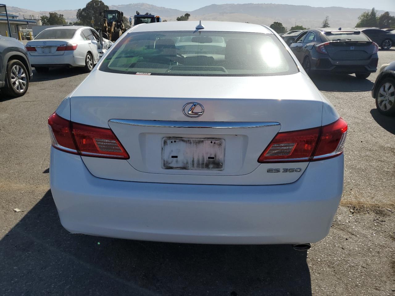 Photo 5 VIN: JTHBK1EG3B2463139 - LEXUS ES 